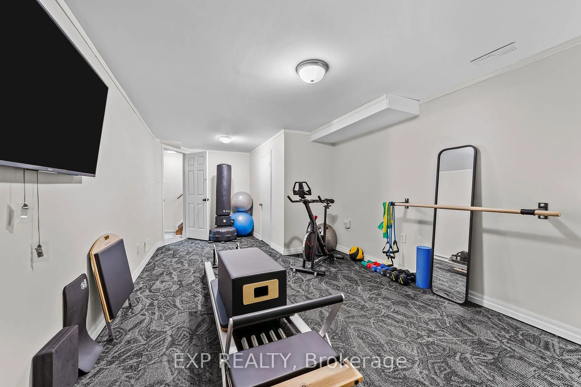 Photo 25 of 1301 Wayne Road, London, South K — HOMEH