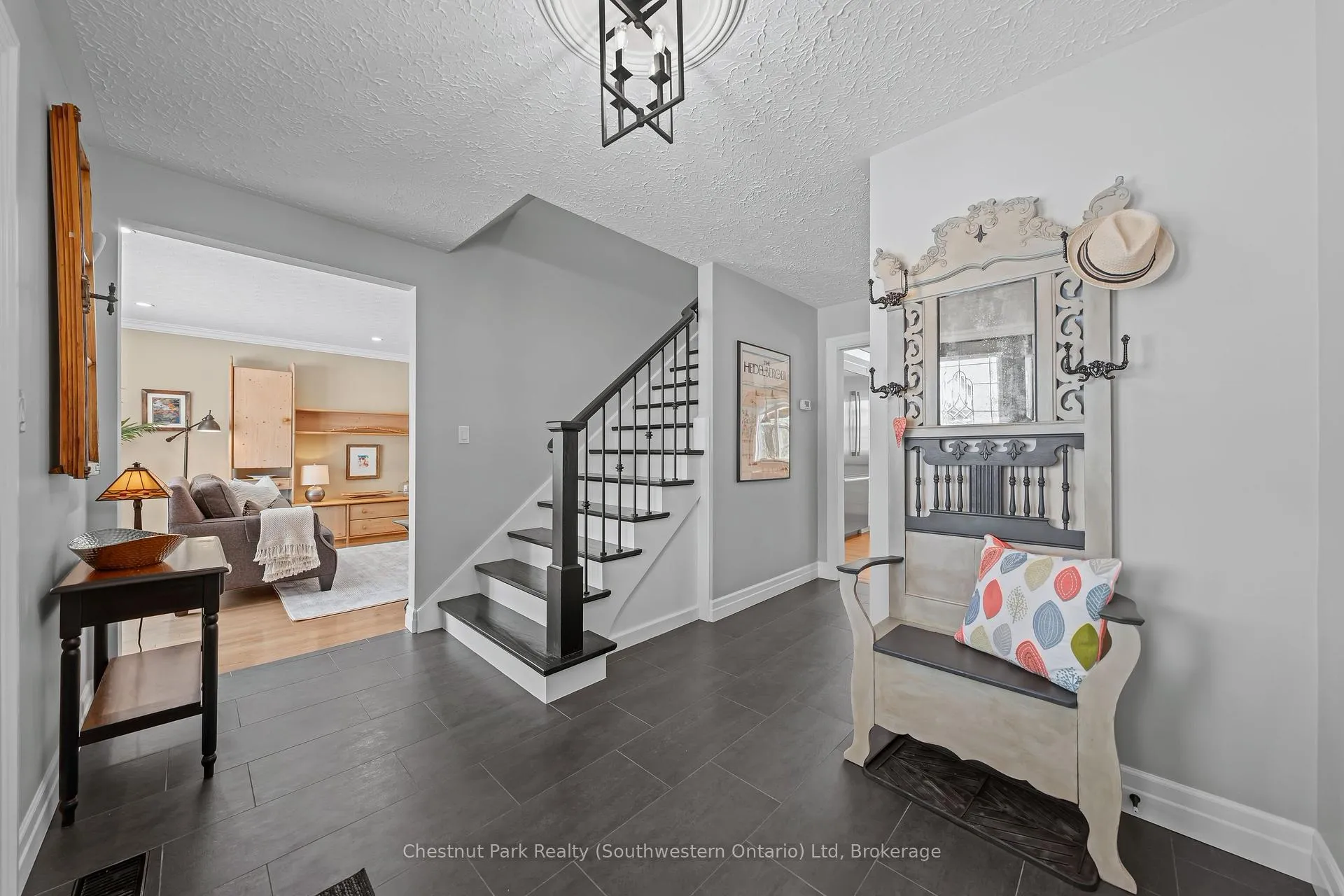 Photo 9 of 20 Latenda Place, Guelph, Kortright East — HOMEH