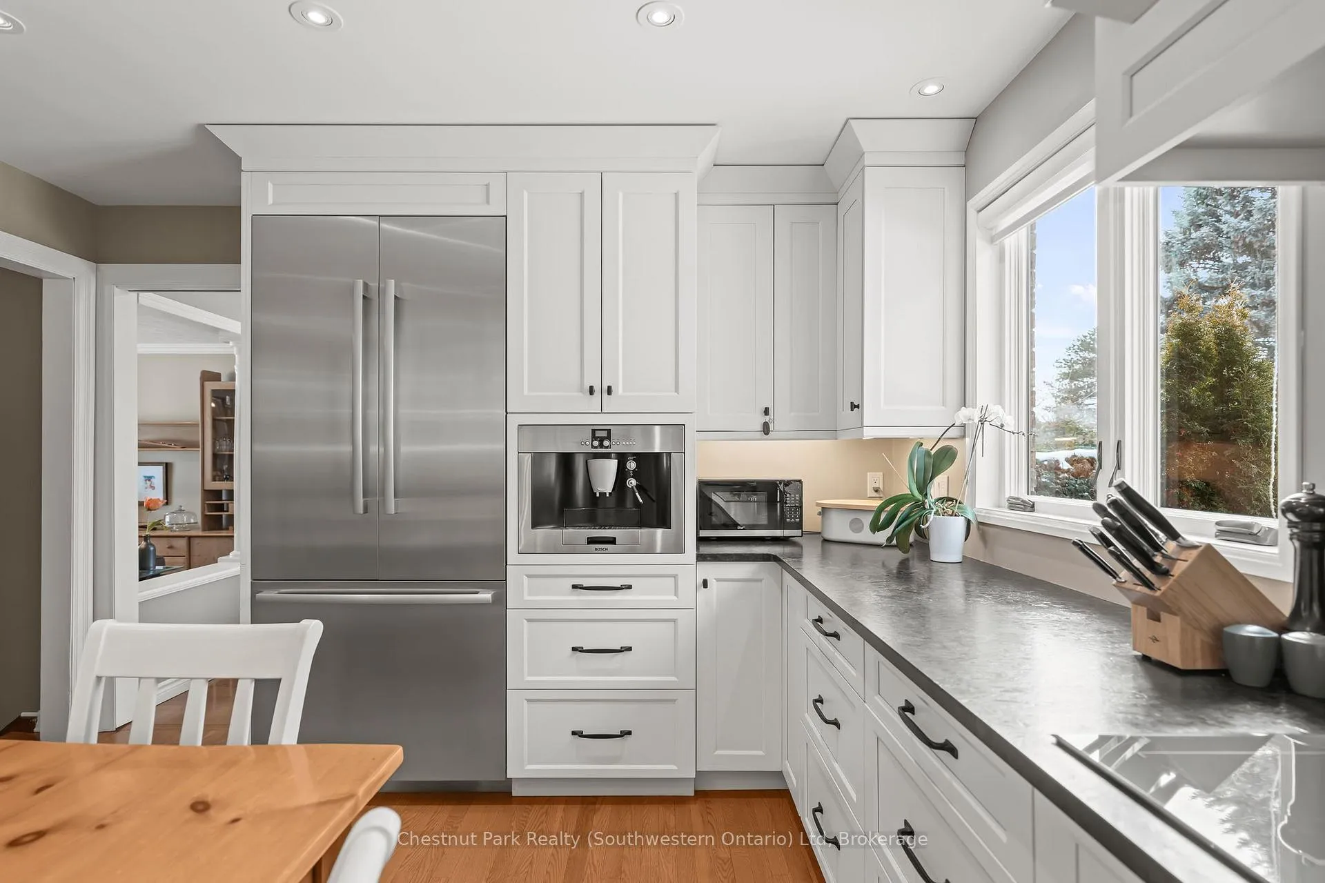 Photo 15 of 20 Latenda Place, Guelph, Kortright East — HOMEH
