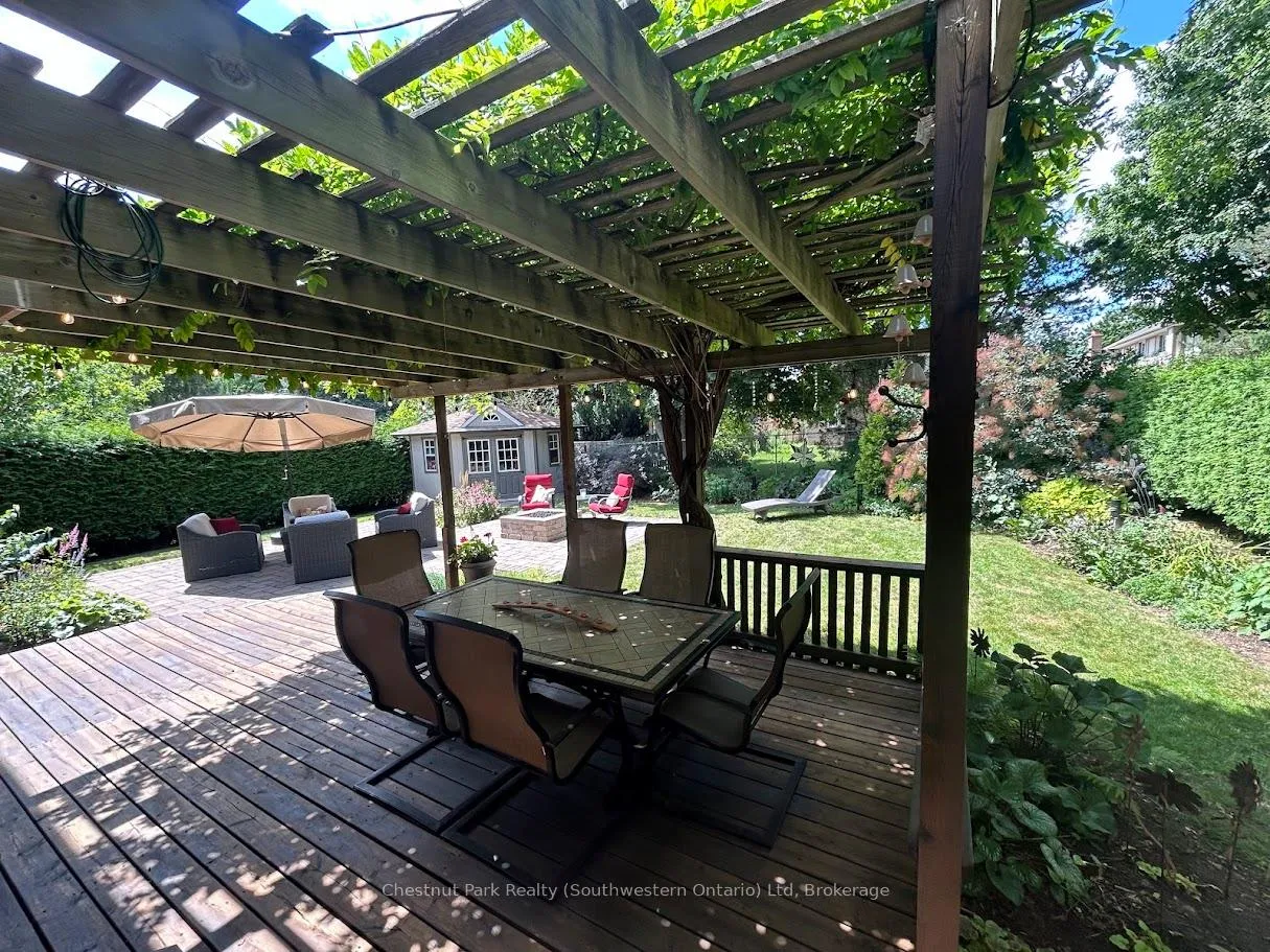 Photo 43 of 20 Latenda Place, Guelph, Kortright East — HOMEH