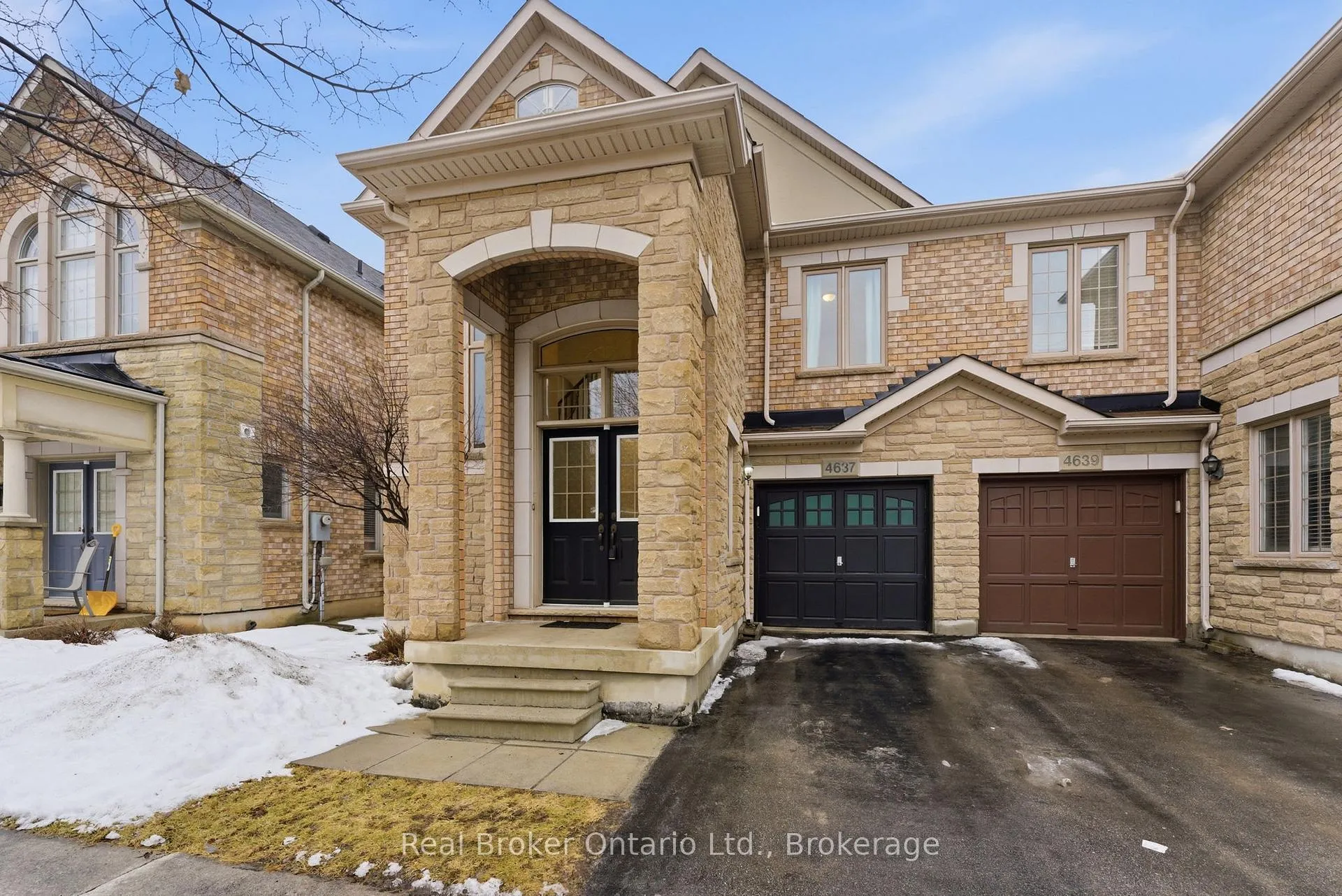 Photo 1 of 4637 Ashlar Crescent, Burlington, Alton — HOMEH