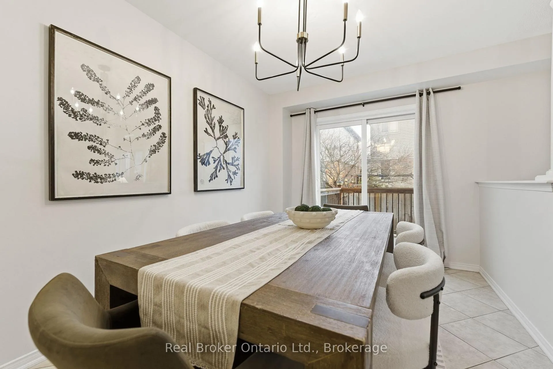 Photo 12 of 4637 Ashlar Crescent, Burlington, Alton — HOMEH