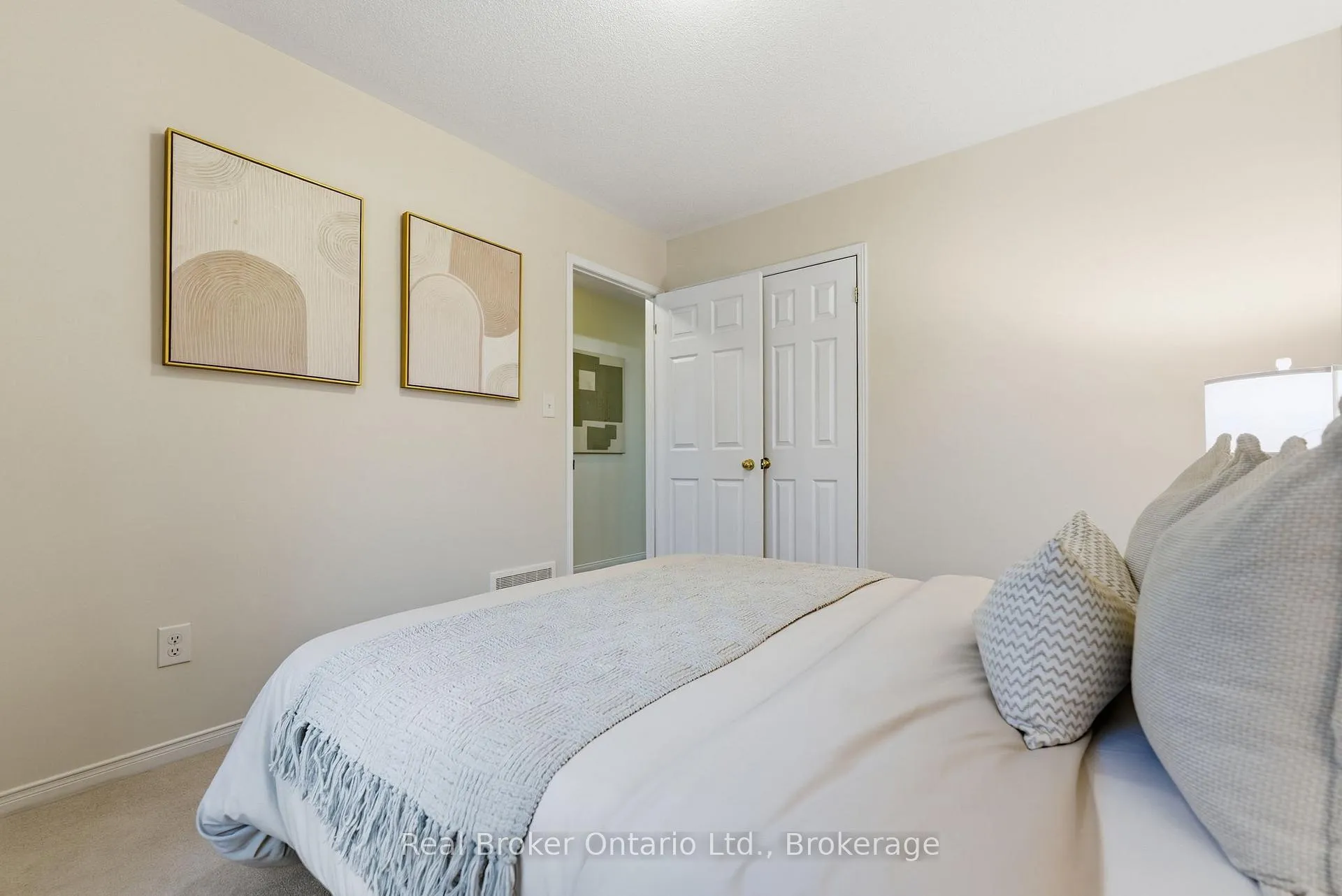 Photo 20 of 4637 Ashlar Crescent, Burlington, Alton — HOMEH
