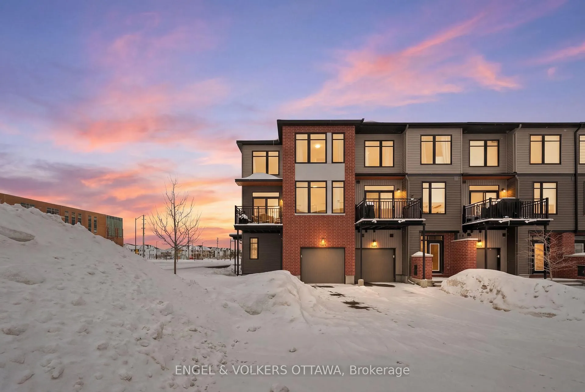 Photo 1 of 138 Visor Private, Ottawa, Kanata - Emerald Meadows/Trailwest — HOMEH