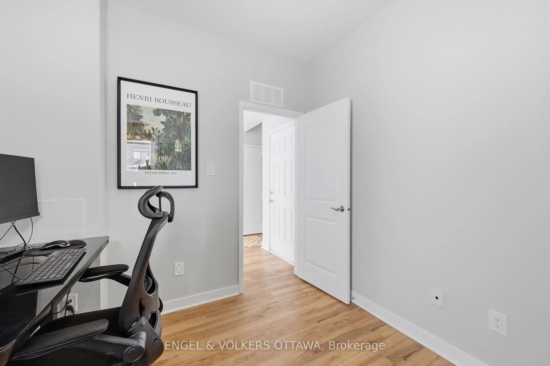 Photo 6 of 138 Visor Private, Ottawa, Kanata - Emerald Meadows/Trailwest — HOMEH