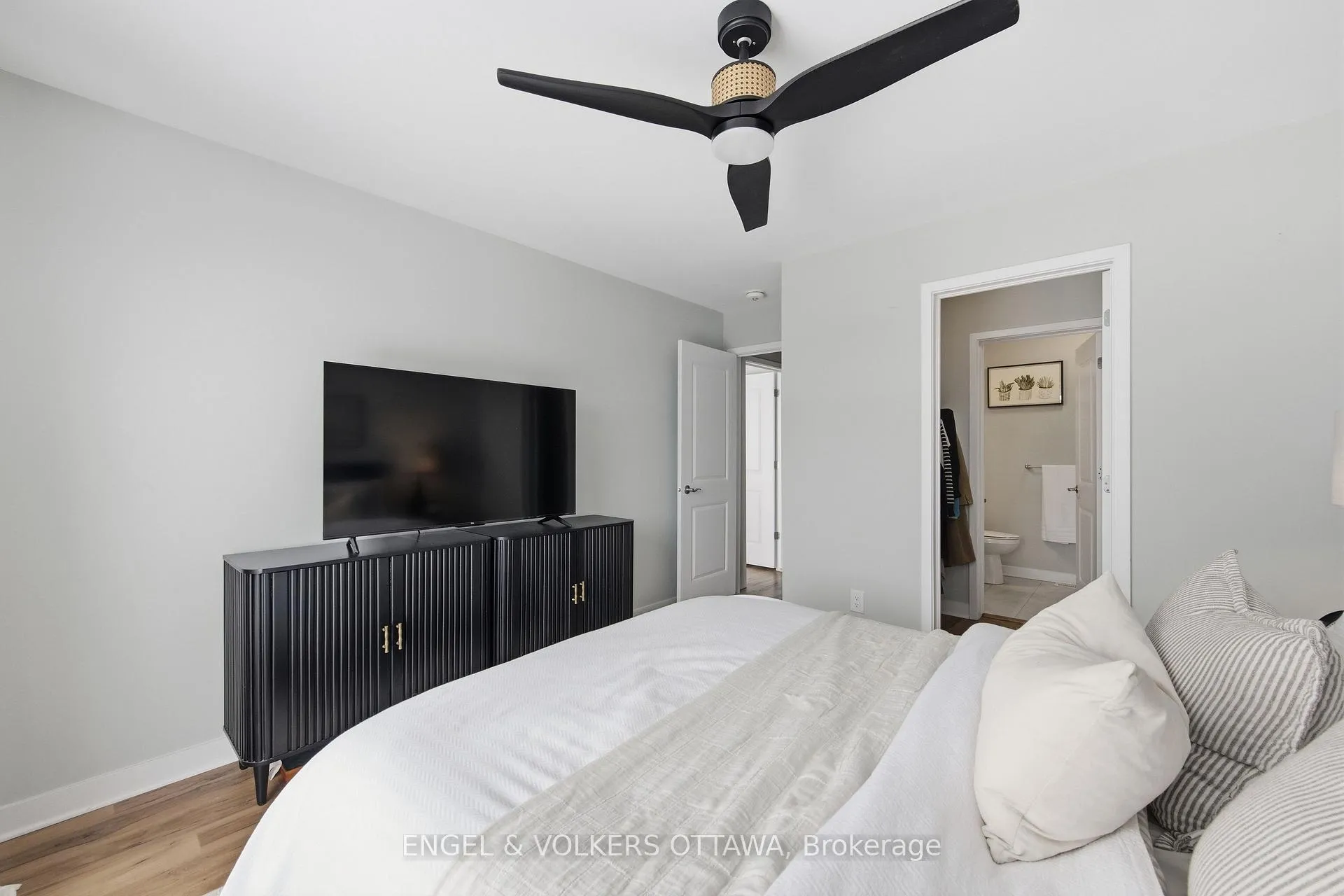 Photo 35 of 138 Visor Private, Ottawa, Kanata - Emerald Meadows/Trailwest — HOMEH