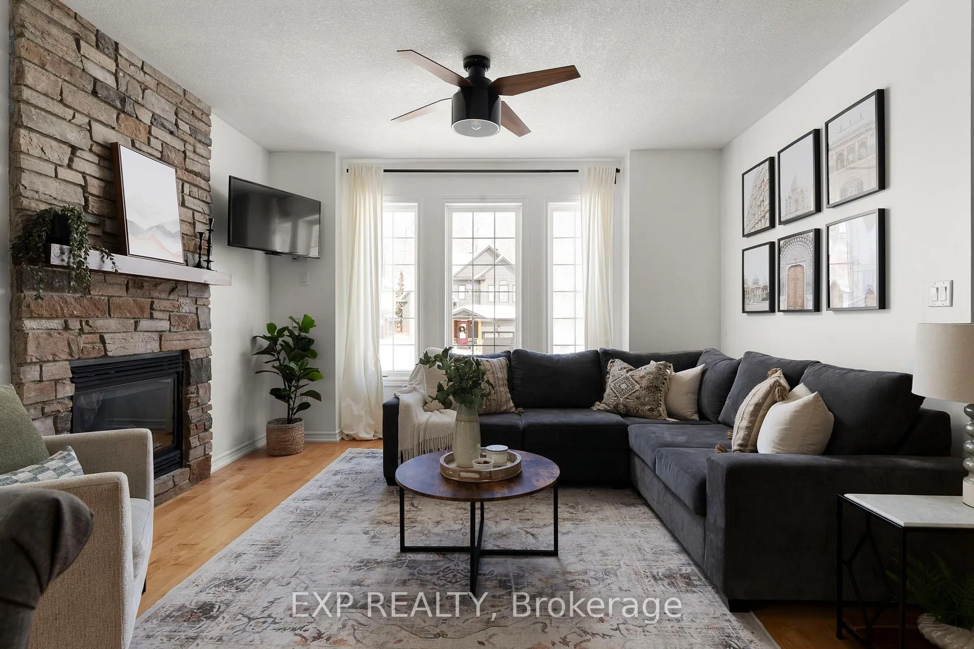 Photo 9 of 31 Tanglewood Crescent, Oro-Medonte, Horseshoe Valley — HOMEH