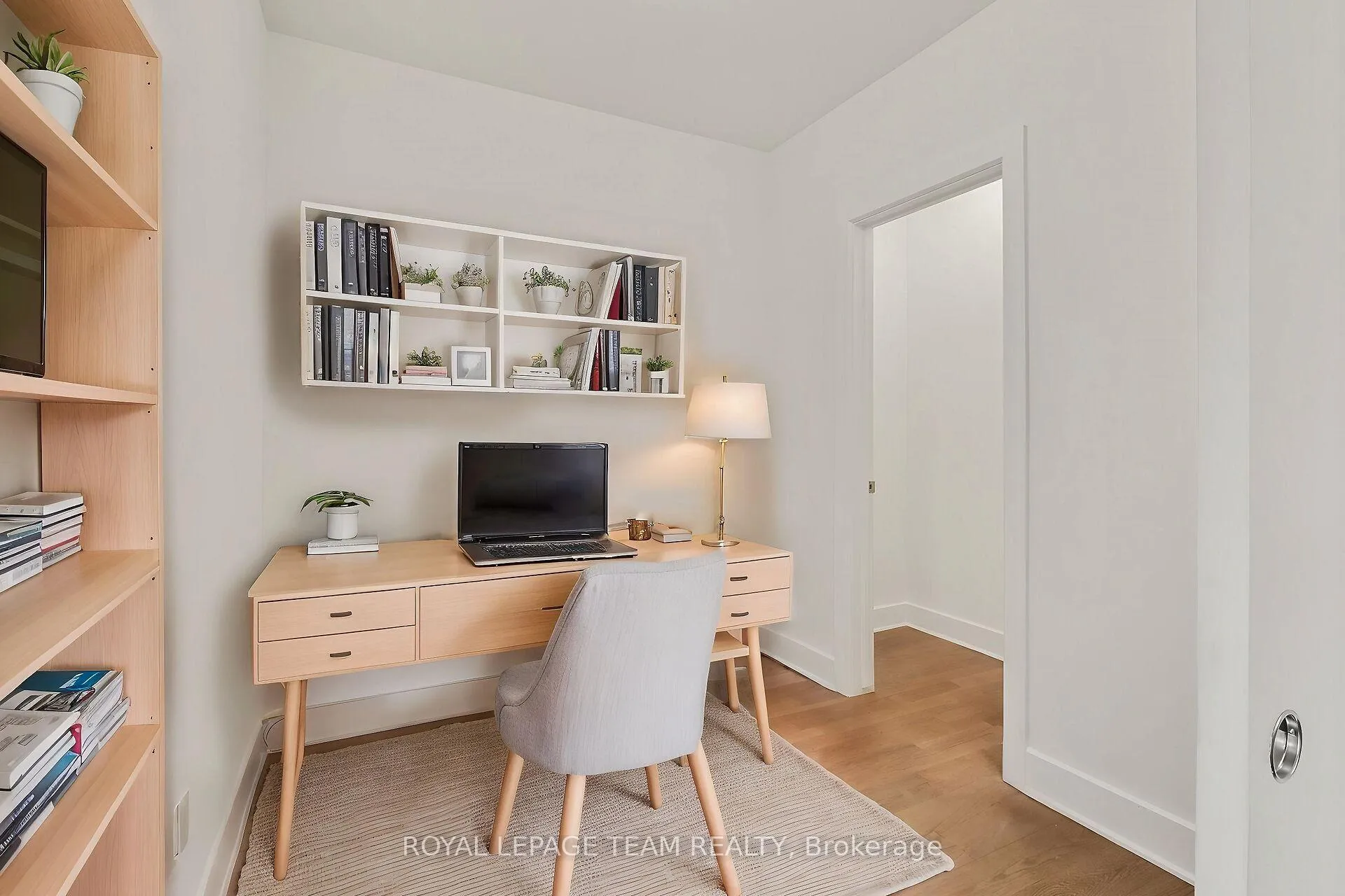 Photo 7 of Unit 909, 255 Bay Street E, Ottawa, Ottawa Centre — HOMEH