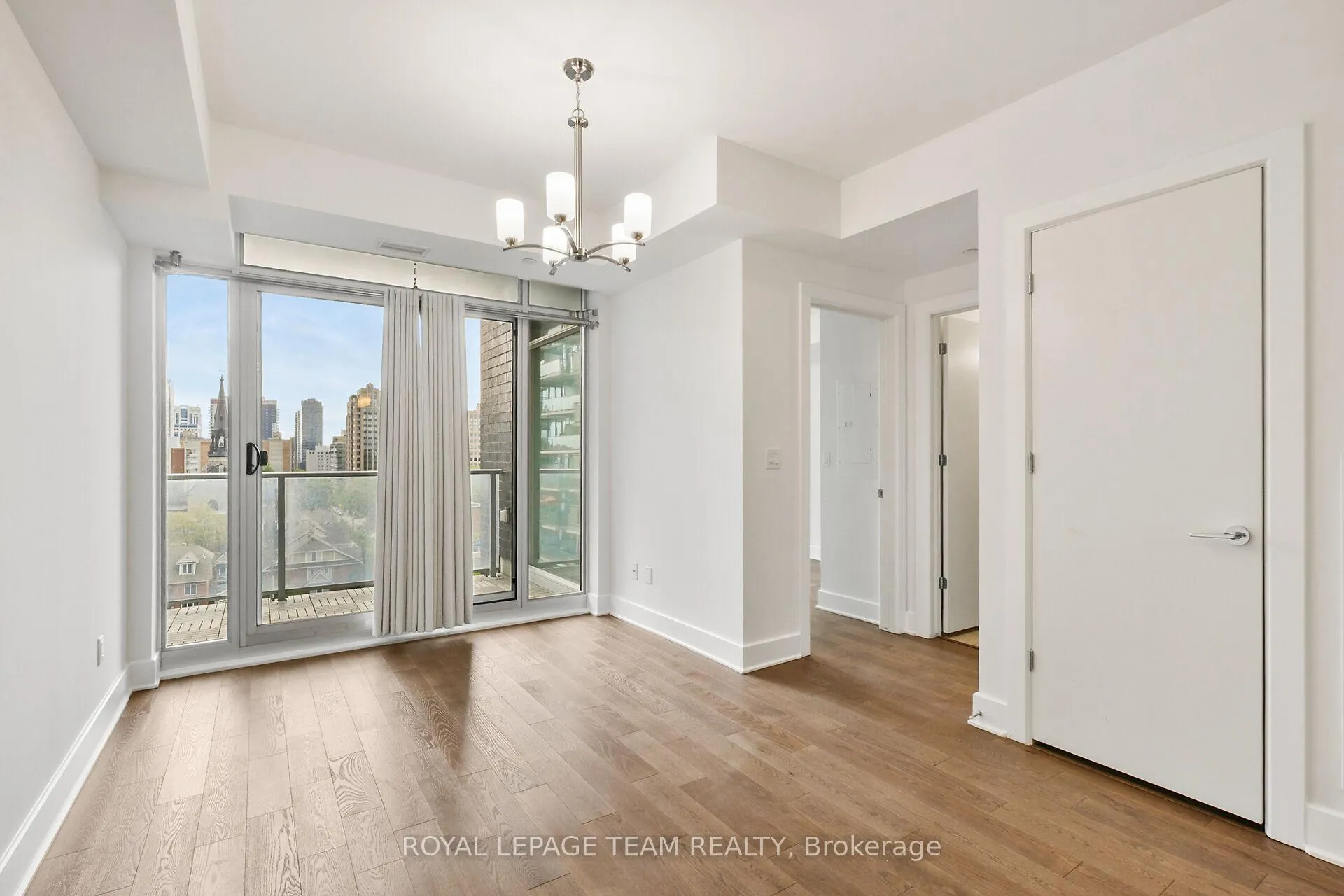 Photo 16 of Unit 909, 255 Bay Street E, Ottawa, Ottawa Centre — HOMEH