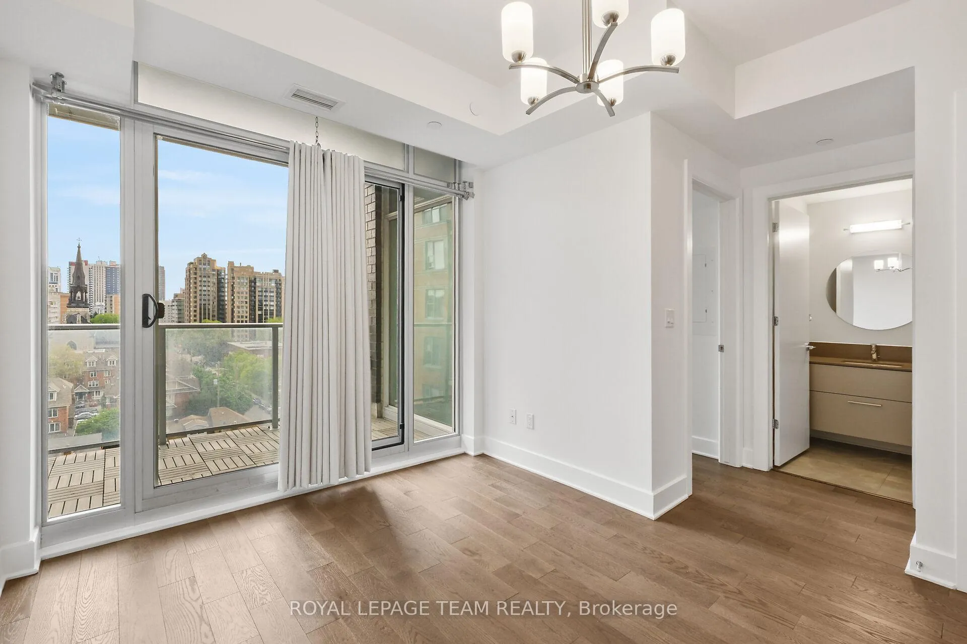 Photo 18 of Unit 909, 255 Bay Street E, Ottawa, Ottawa Centre — HOMEH