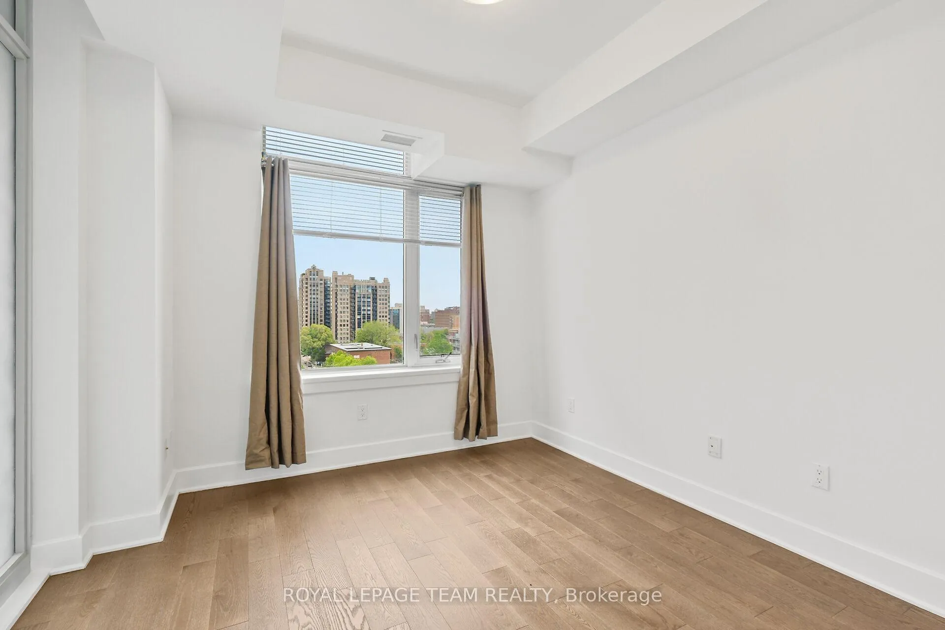 Photo 20 of Unit 909, 255 Bay Street E, Ottawa, Ottawa Centre — HOMEH