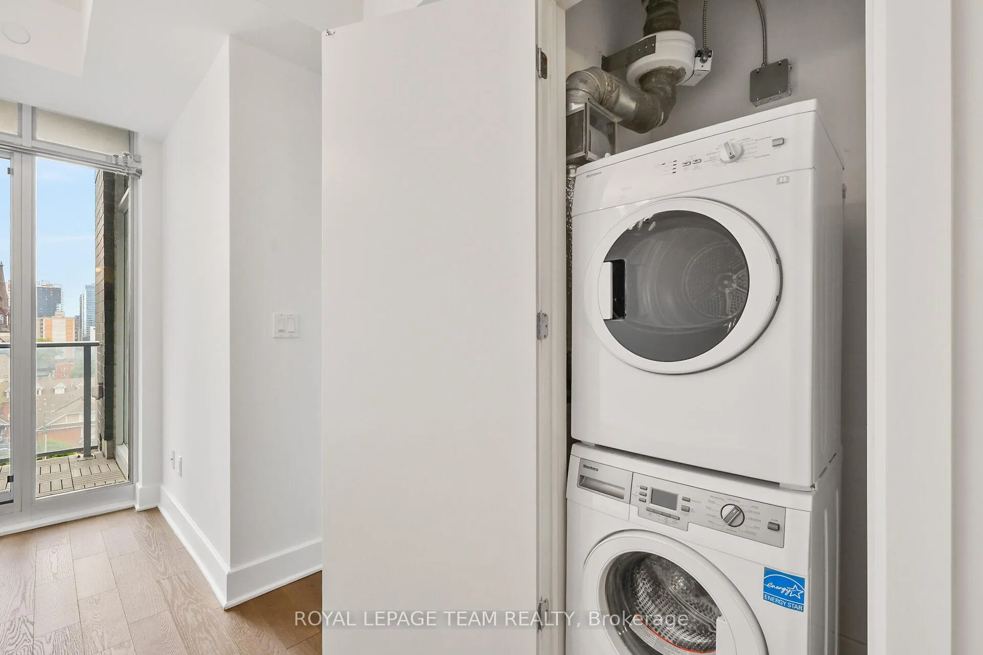 Photo 24 of Unit 909, 255 Bay Street E, Ottawa, Ottawa Centre — HOMEH