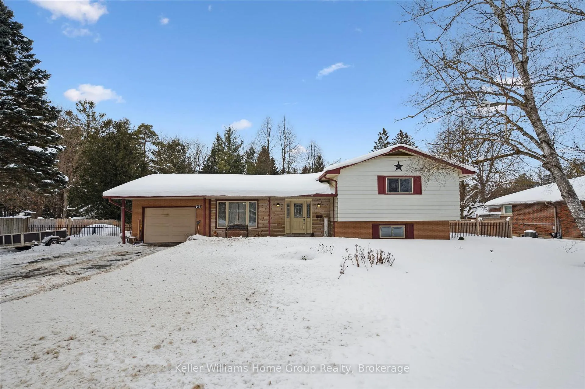 Front of 143 Conestoga Street N