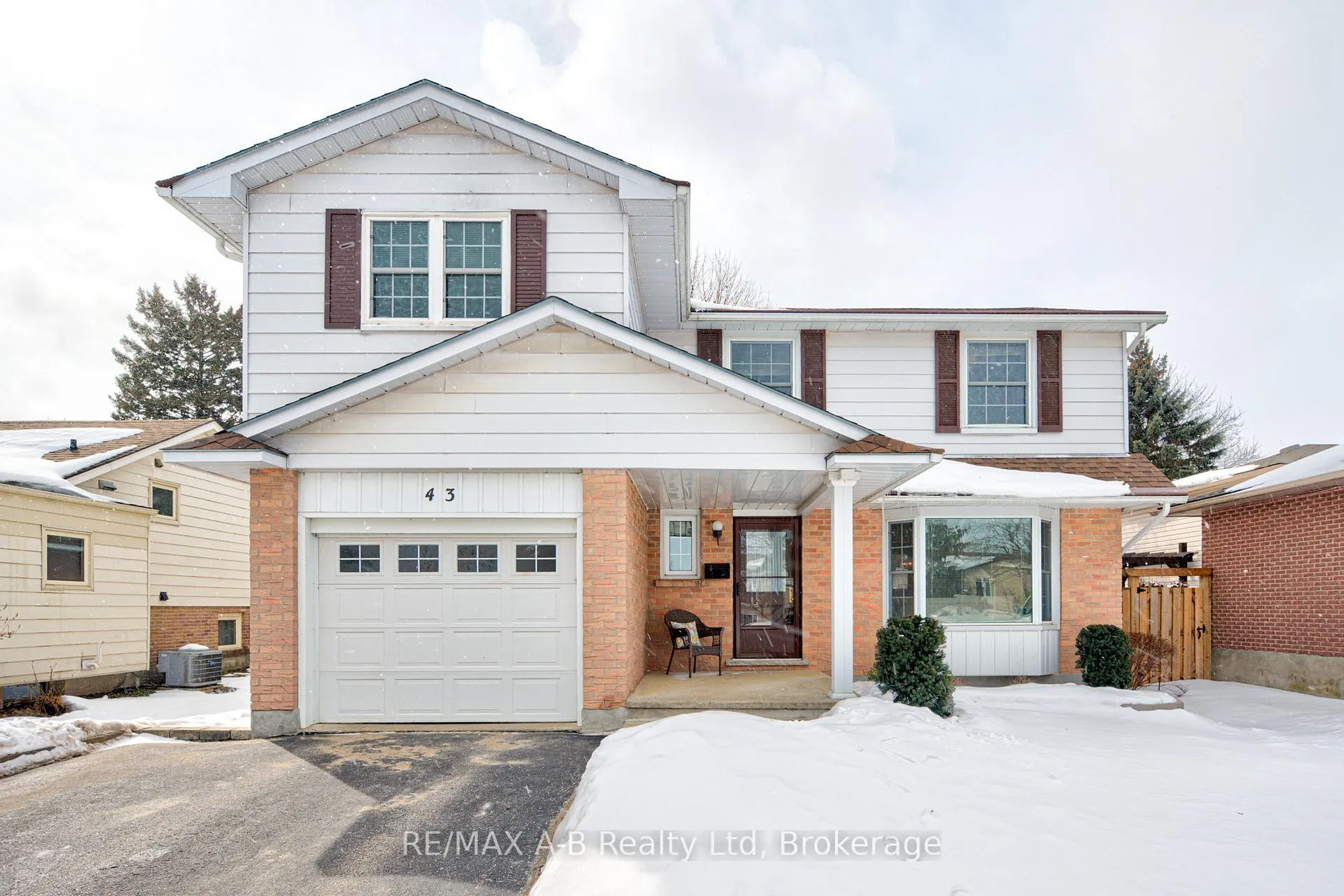 Photo 2 of 43 Sargint Street, Stratford — HOMEH