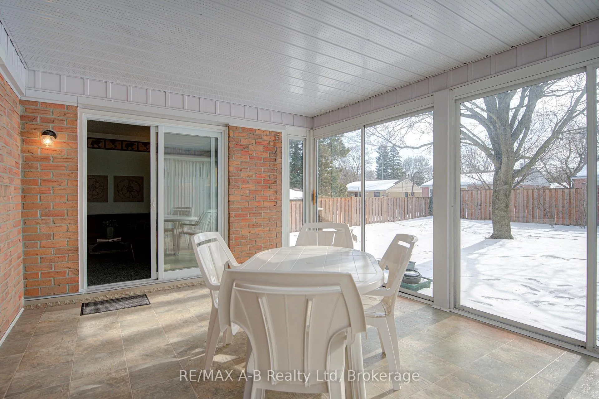 Photo 17 of 43 Sargint Street, Stratford — HOMEH