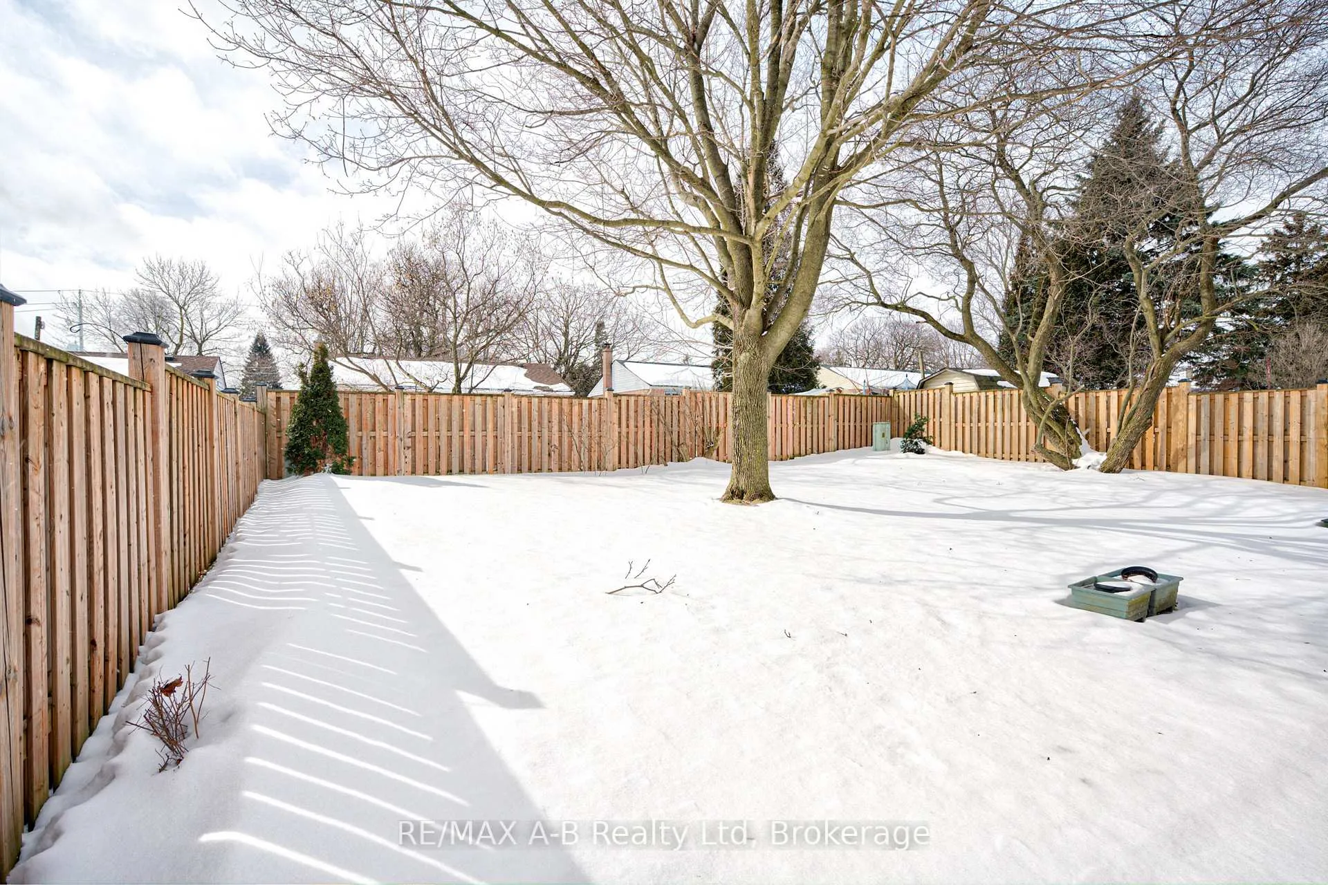 Photo 37 of 43 Sargint Street, Stratford — HOMEH