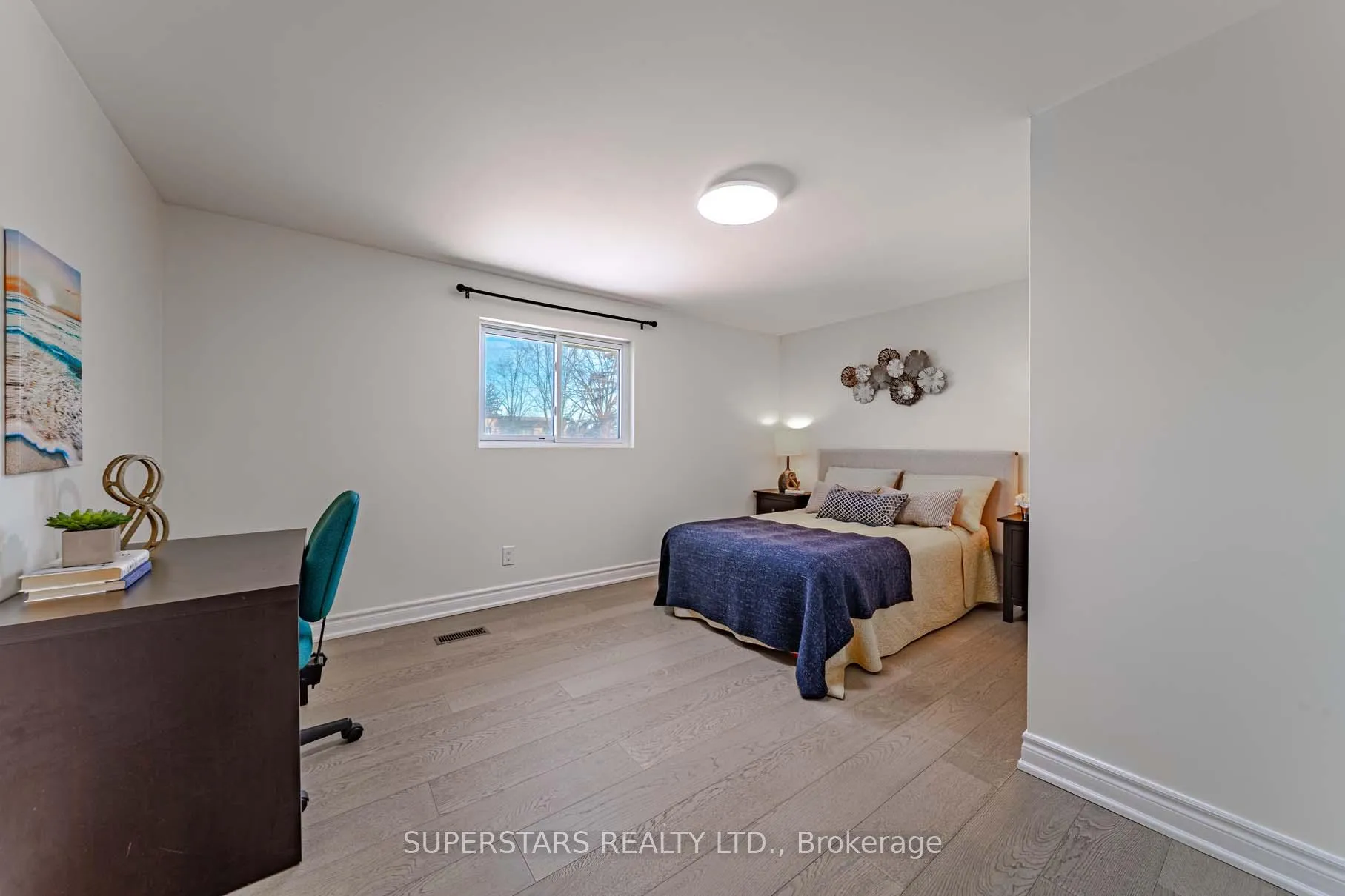 Photo 23 of 117 Orchard View Boulevard, Oshawa, Centennial — HOMEH