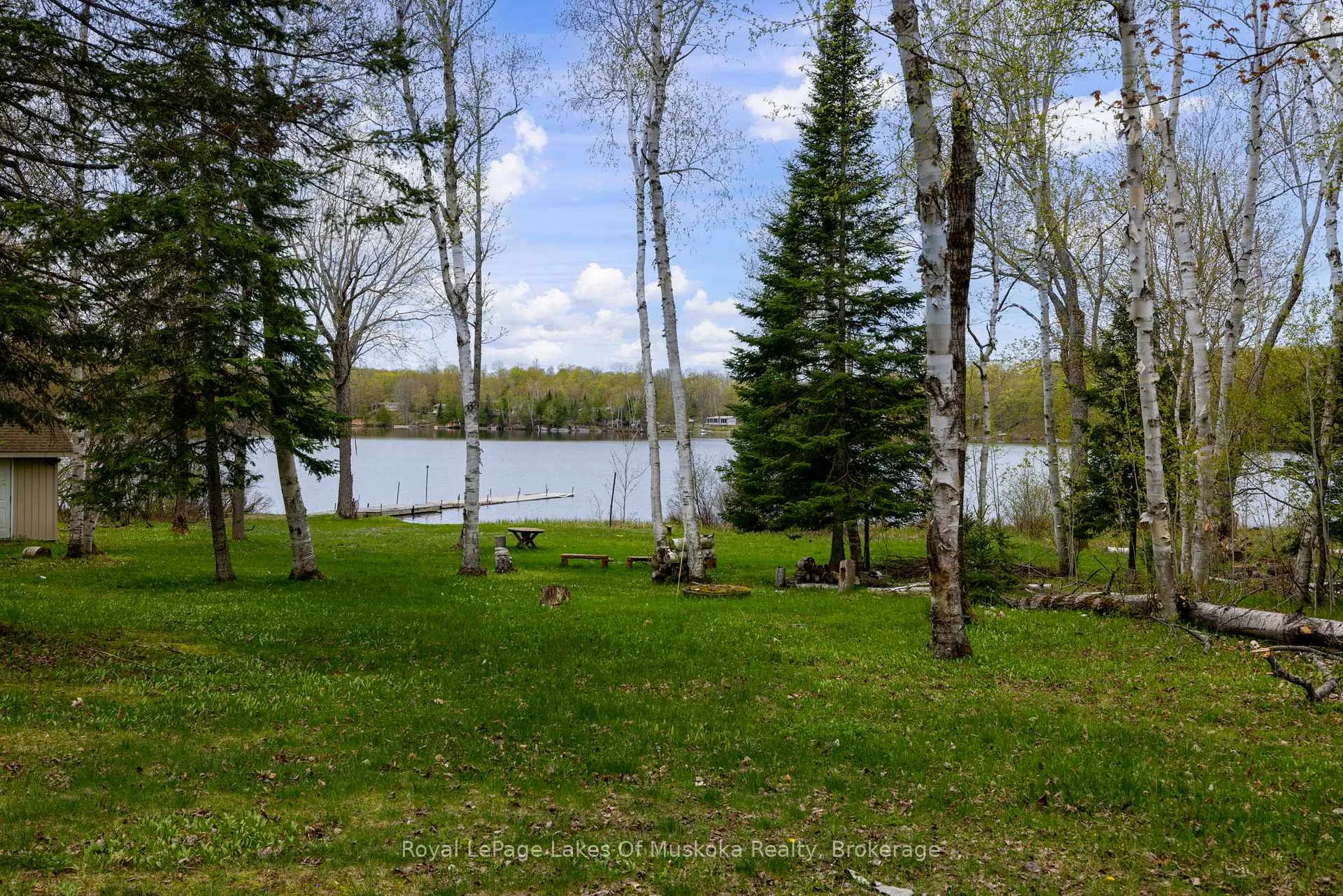 Photo 5 of 1136 Lakeside Trail, Magnetawan — HOMEH