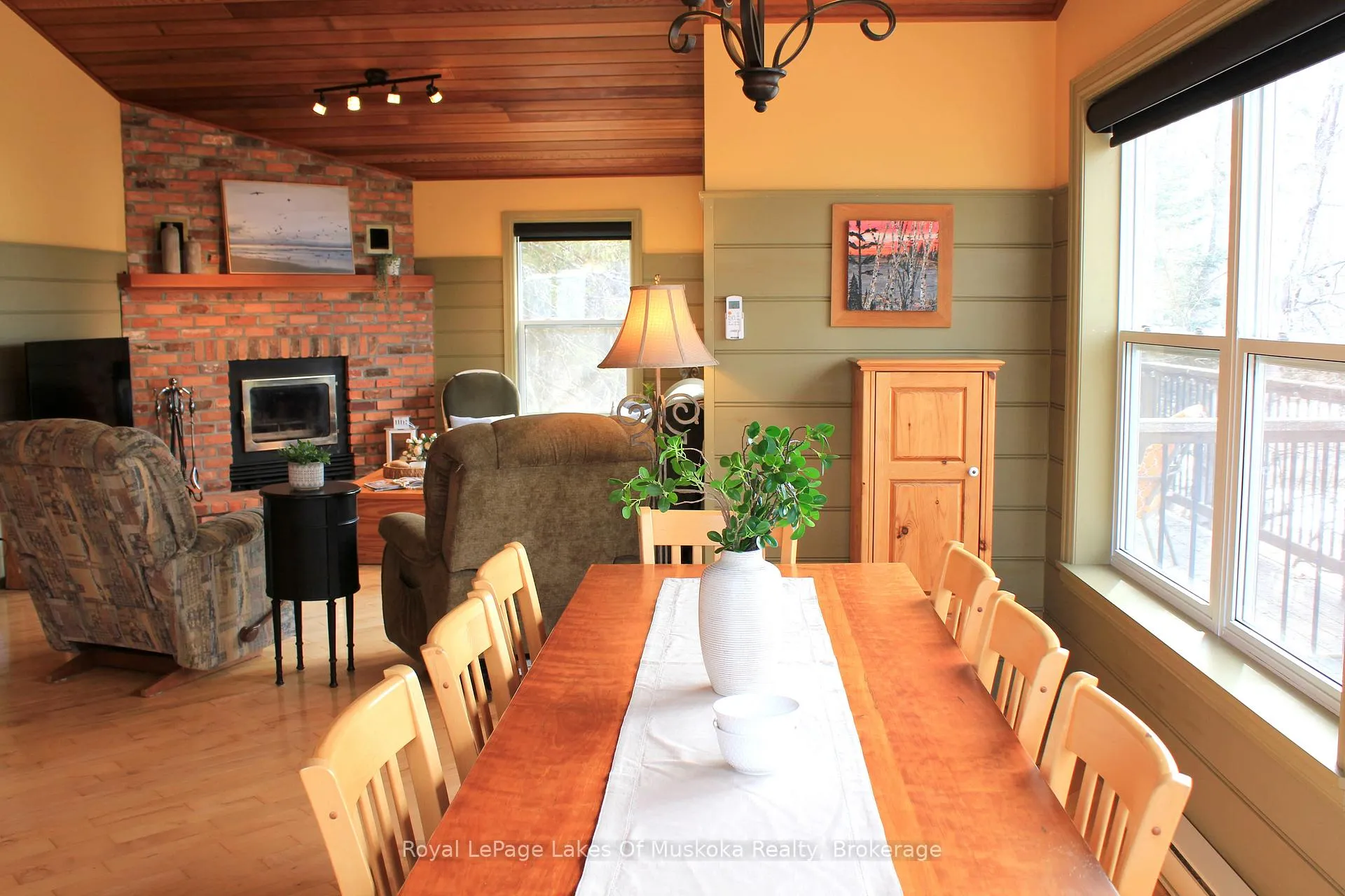 Photo 12 of 1136 Lakeside Trail, Magnetawan — HOMEH
