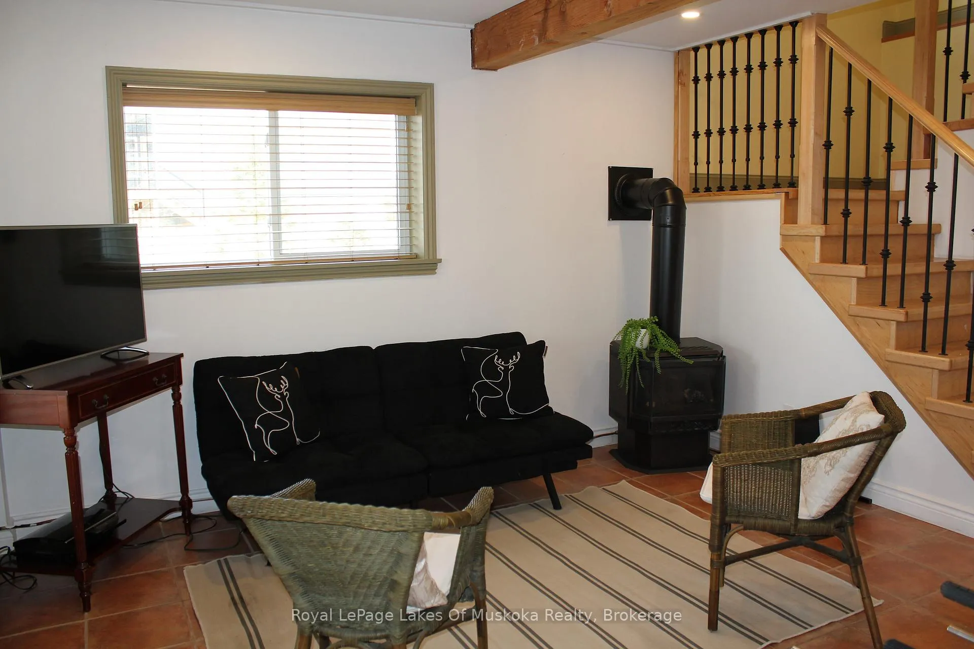 Photo 20 of 1136 Lakeside Trail, Magnetawan — HOMEH