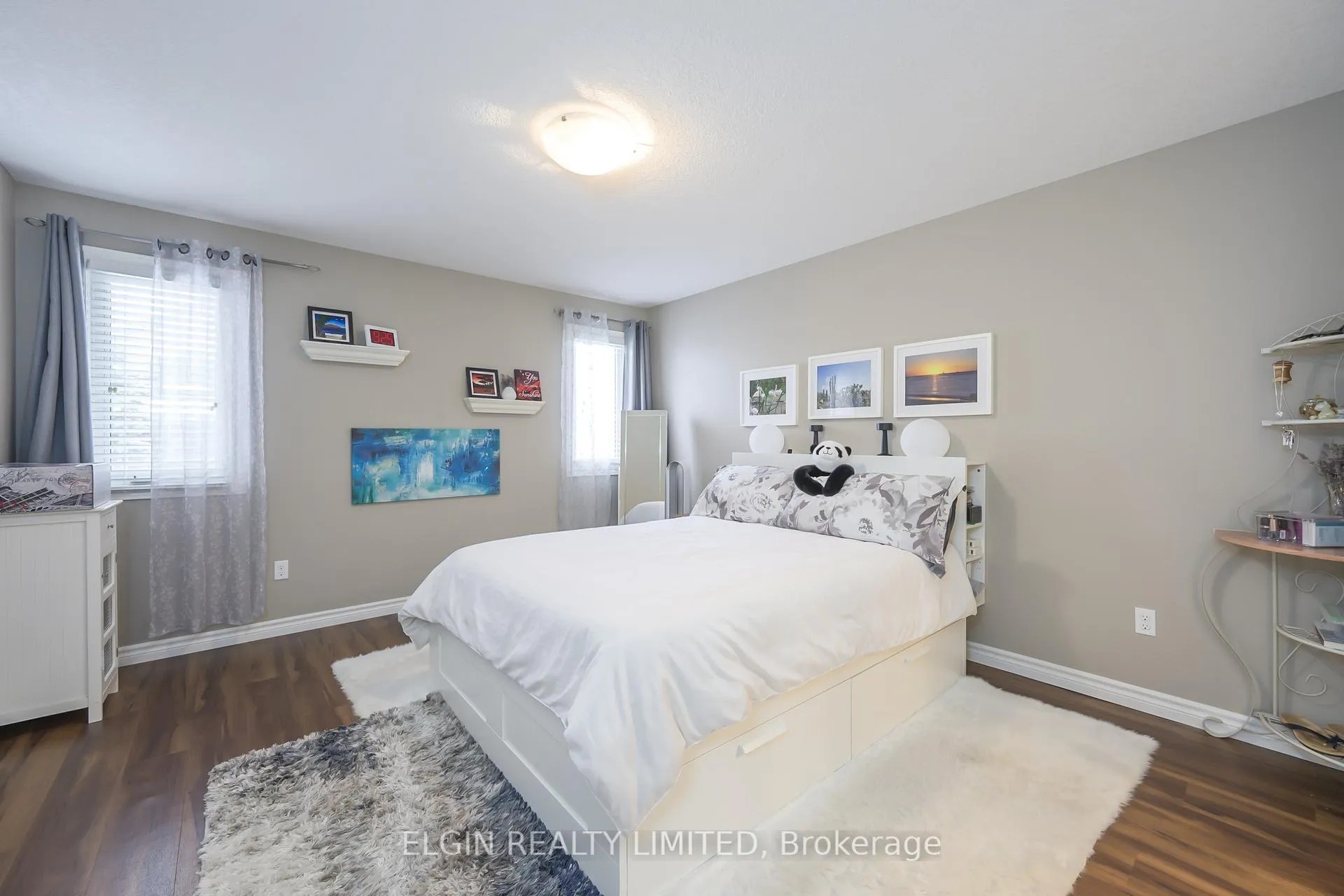 Photo 9 of 18 Cardinal Court, St. Thomas — HOMEH