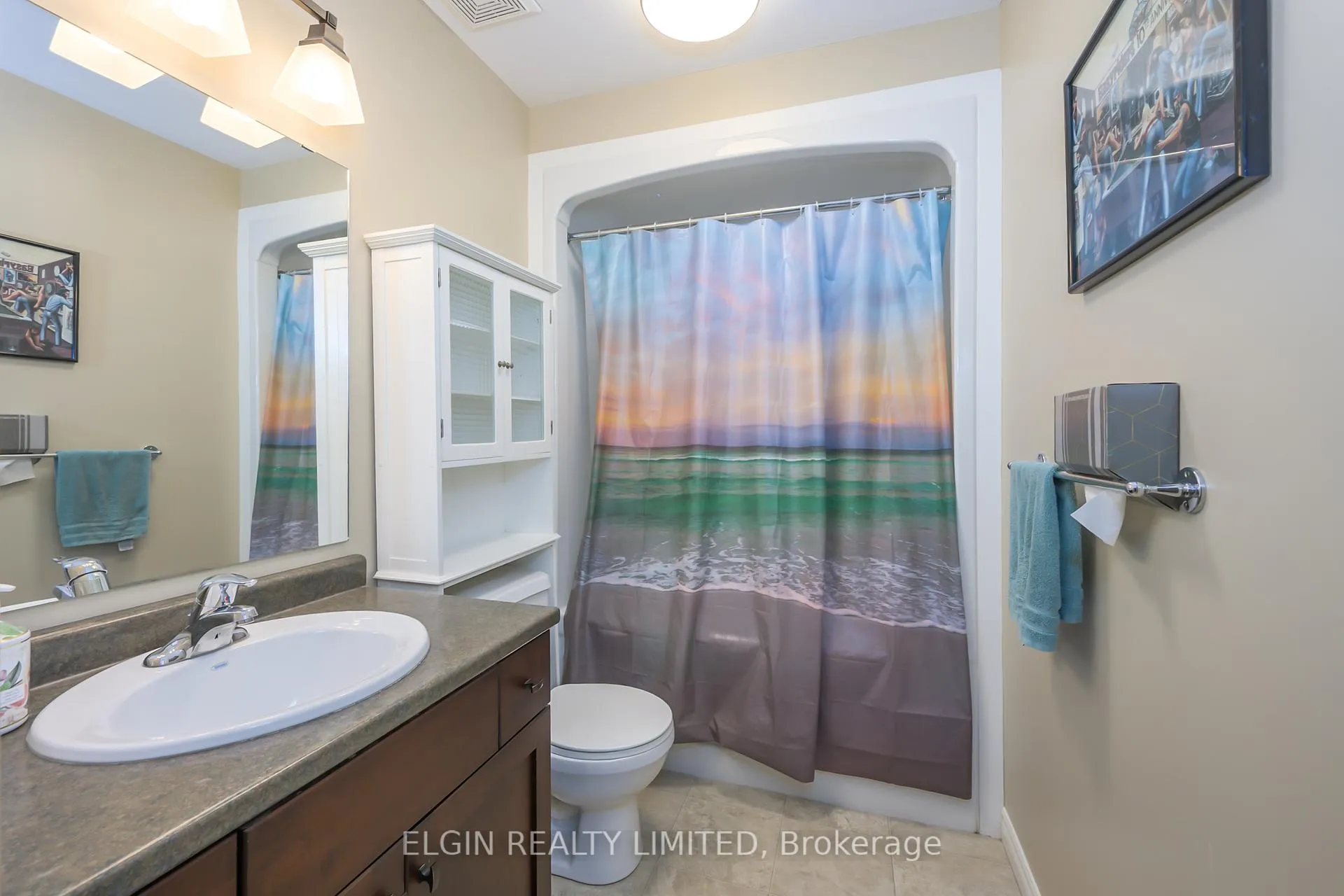 Photo 14 of 18 Cardinal Court, St. Thomas — HOMEH