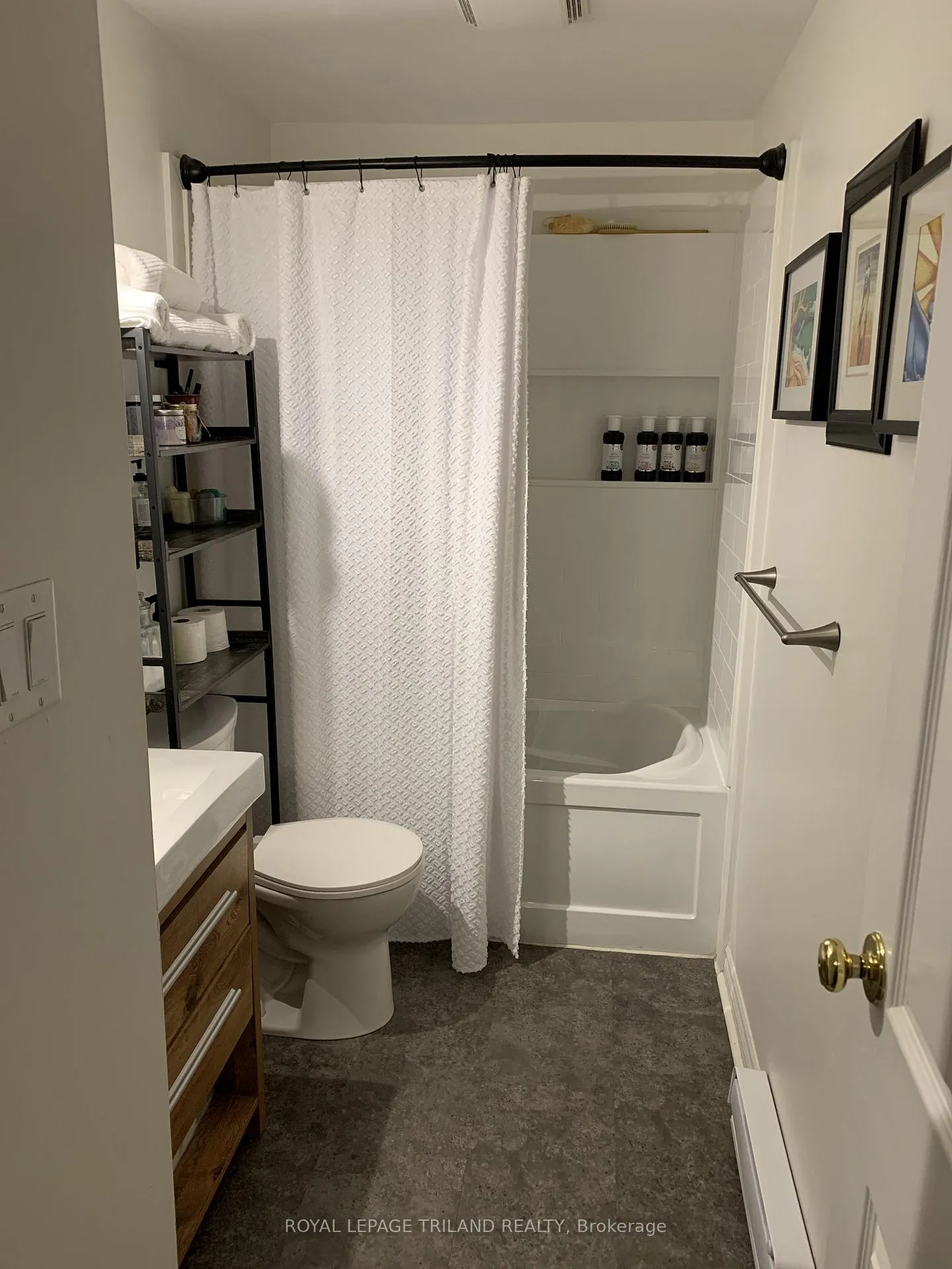Photo 6 of Unit 204, 275 Queens Avenue, London, East F — HOMEH