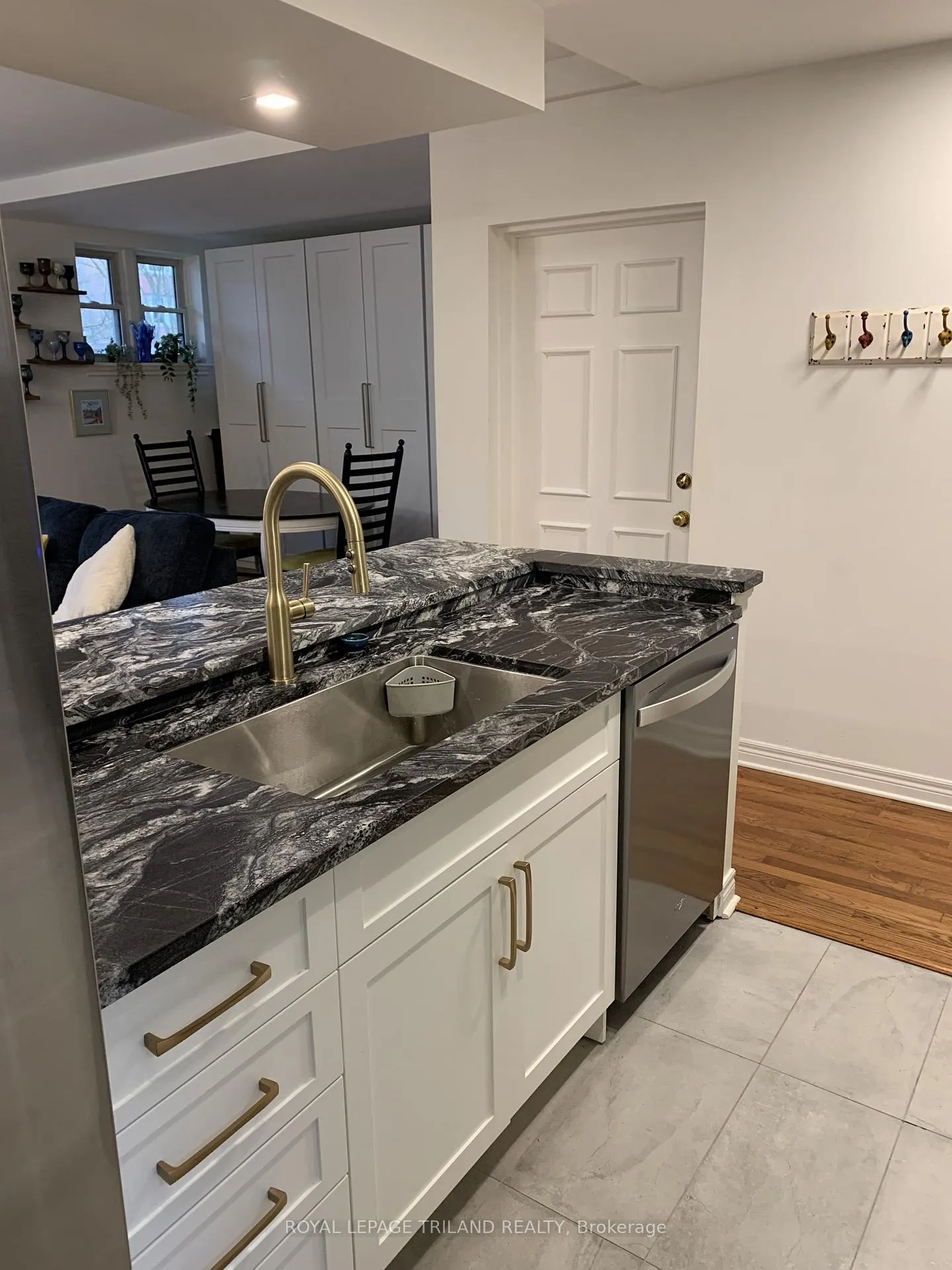 Photo 17 of Unit 204, 275 Queens Avenue, London, East F — HOMEH