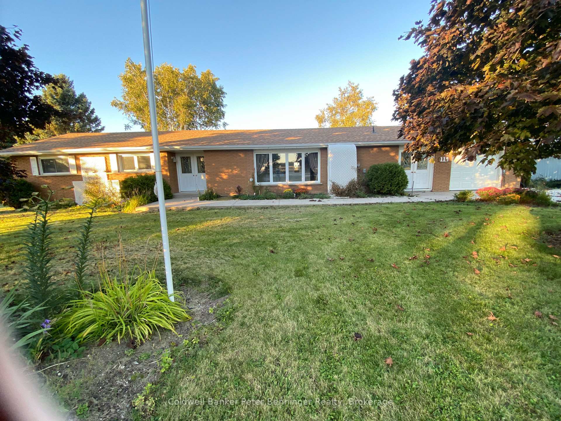 Photo 1 of 119 Main Street, Kincardine — HOMEH