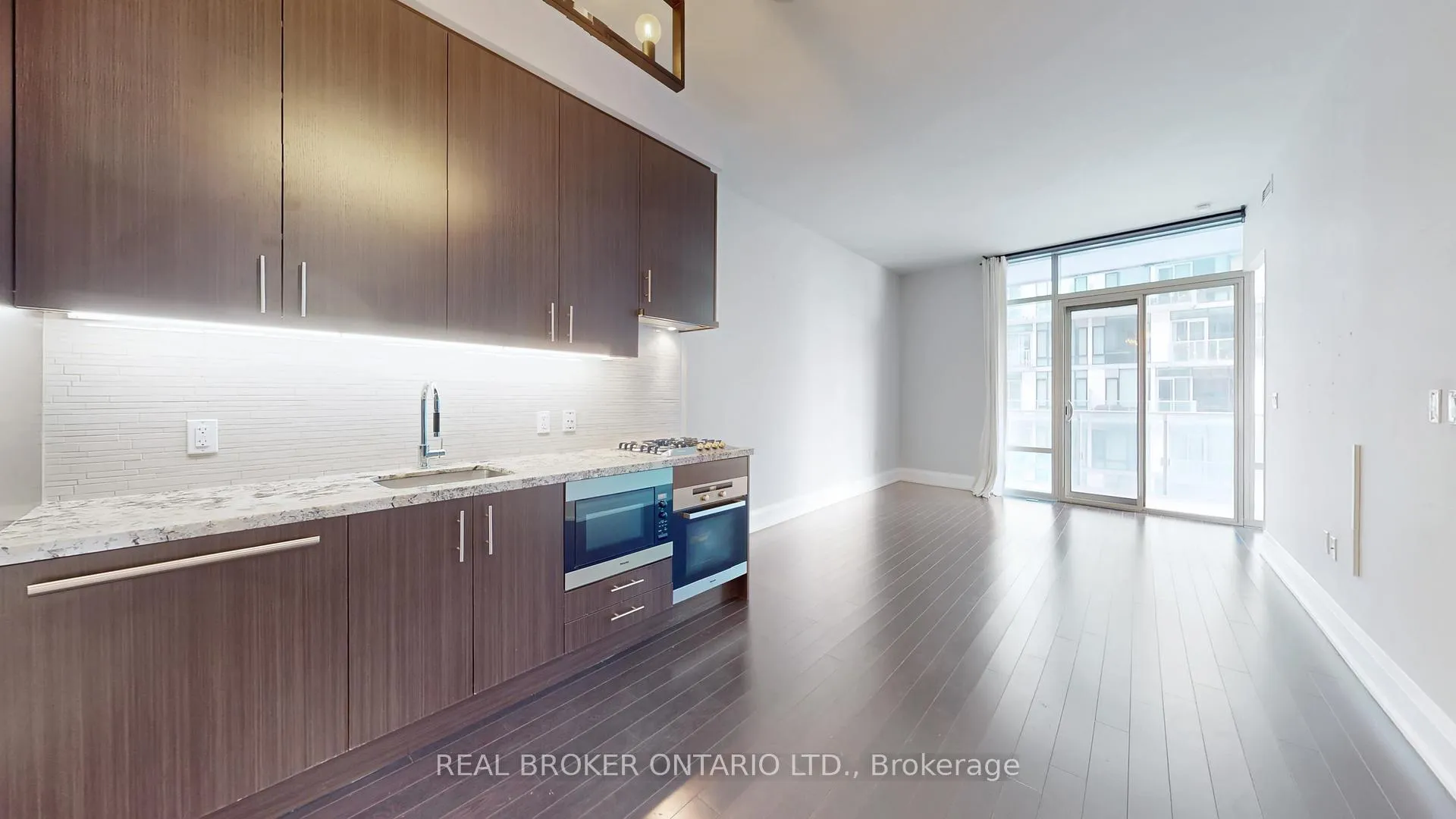 Photo 1 of Unit 801, 39 Queens Quay E, Toronto, Waterfront Communities — HOMEH