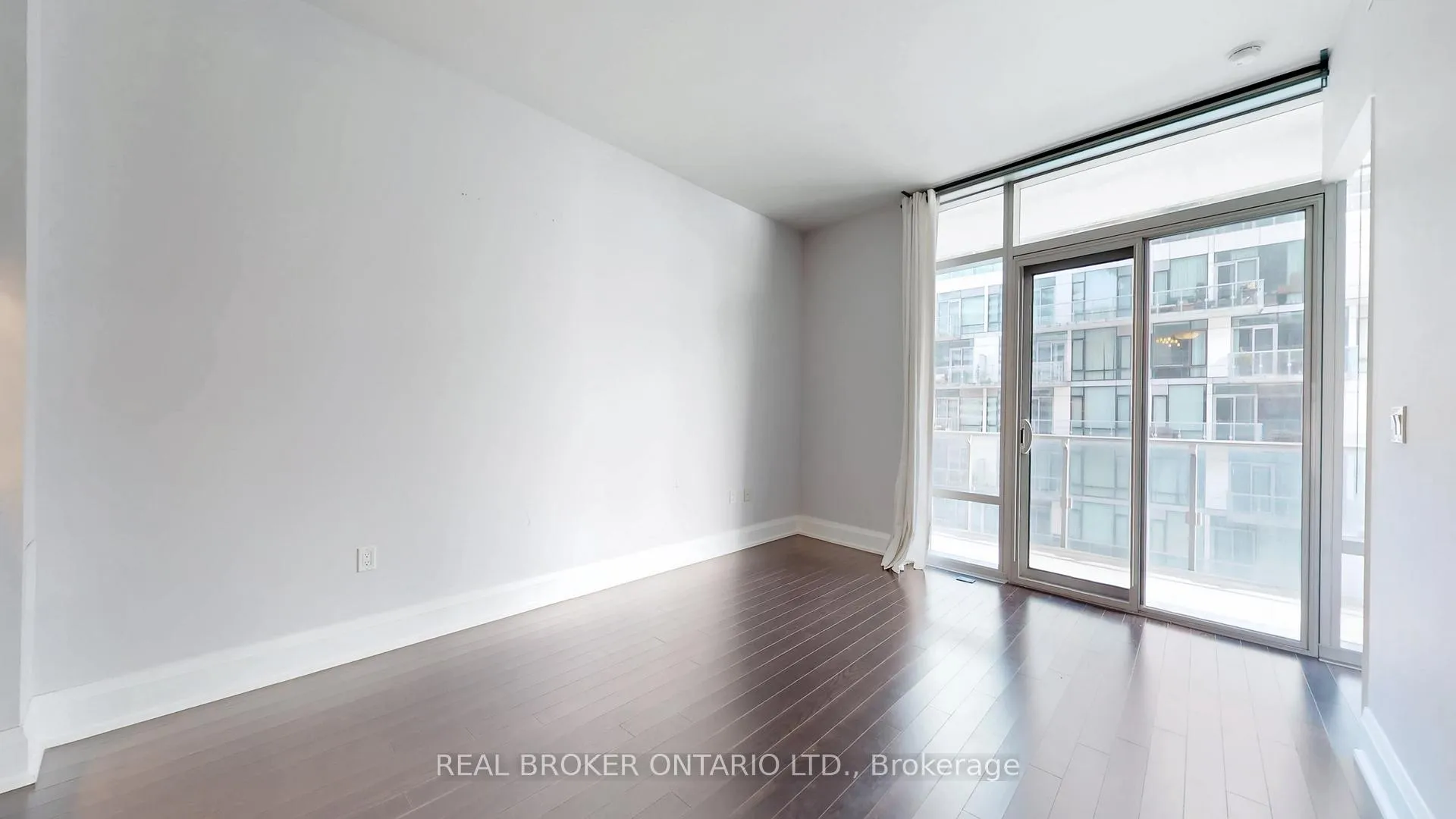 Photo 13 of Unit 801, 39 Queens Quay E, Toronto, Waterfront Communities — HOMEH