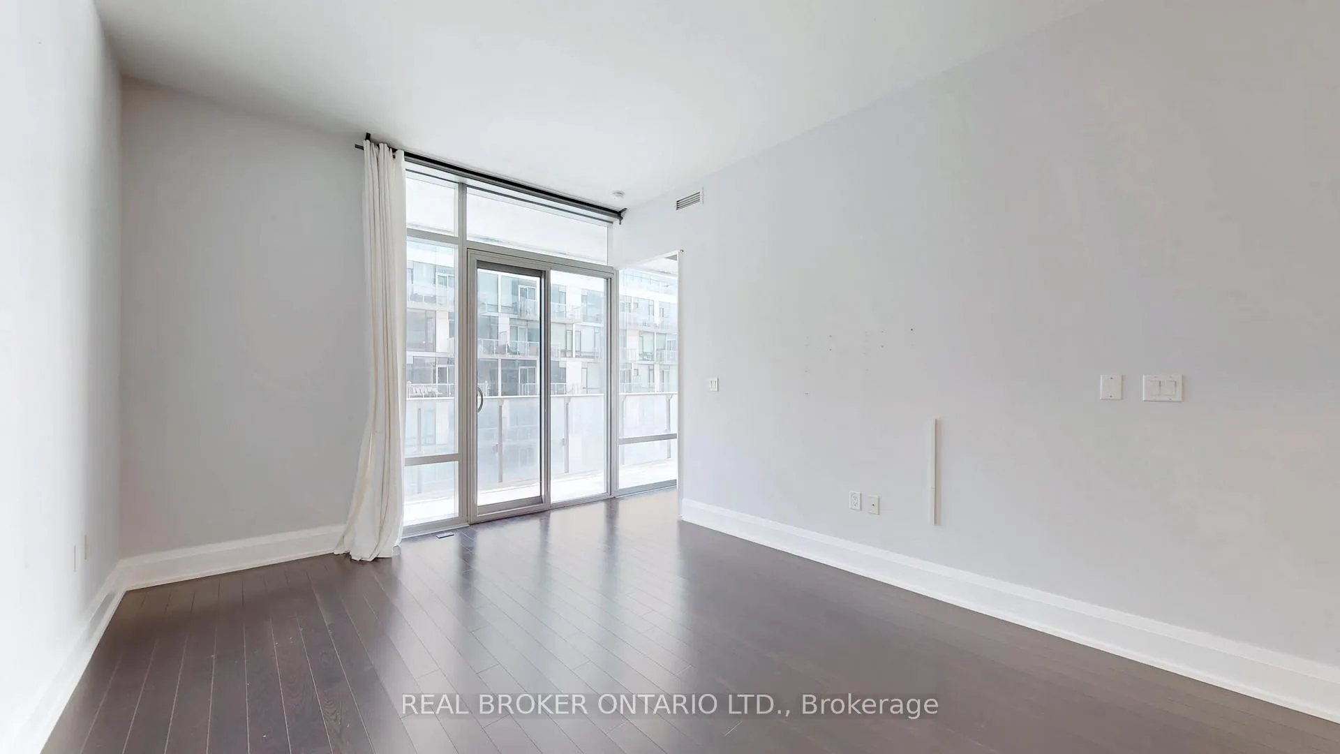 Photo 15 of Unit 801, 39 Queens Quay E, Toronto, Waterfront Communities — HOMEH