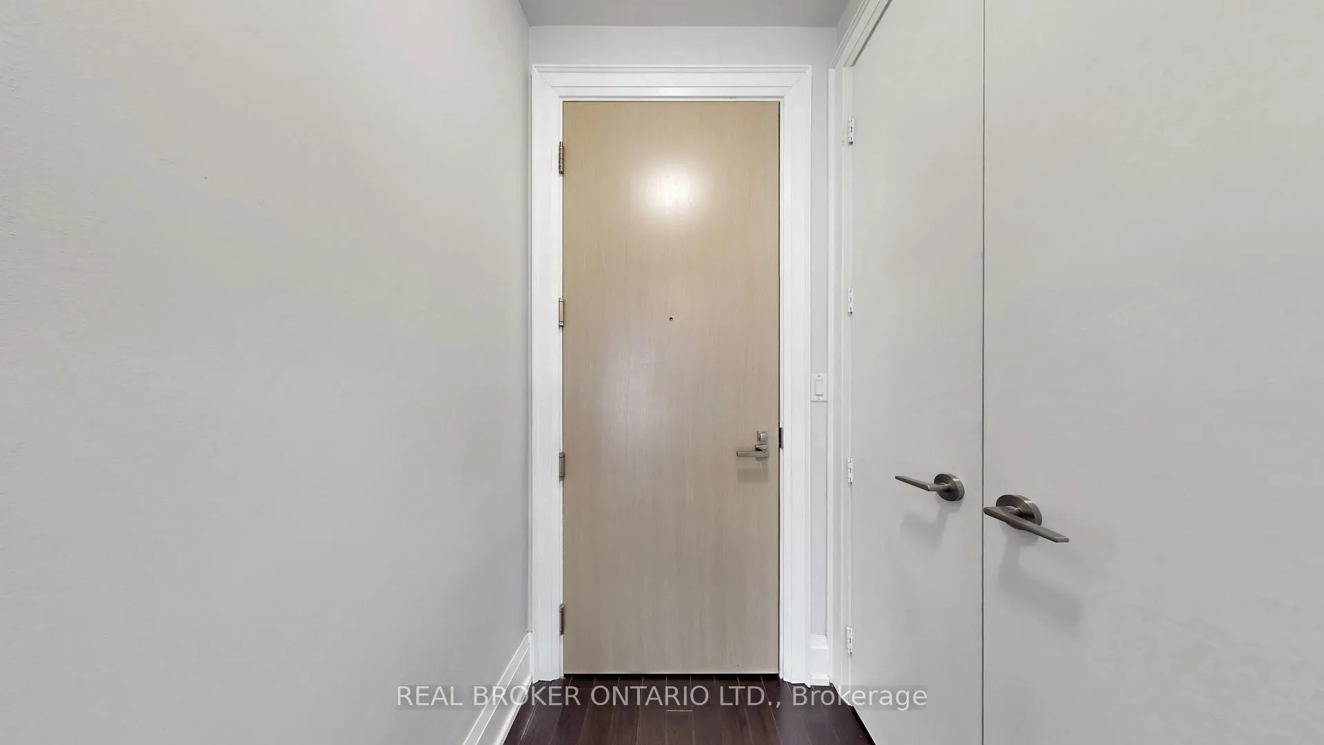 Photo 34 of Unit 801, 39 Queens Quay E, Toronto, Waterfront Communities — HOMEH