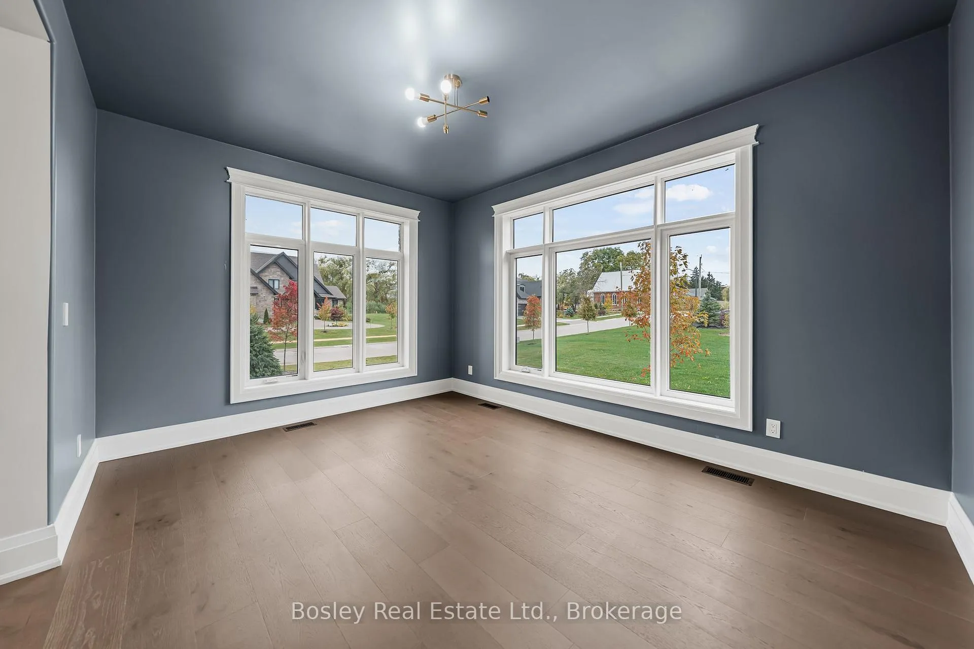 Photo 6 of 47 Whitcombe Way, Puslinch, Morriston — HOMEH
