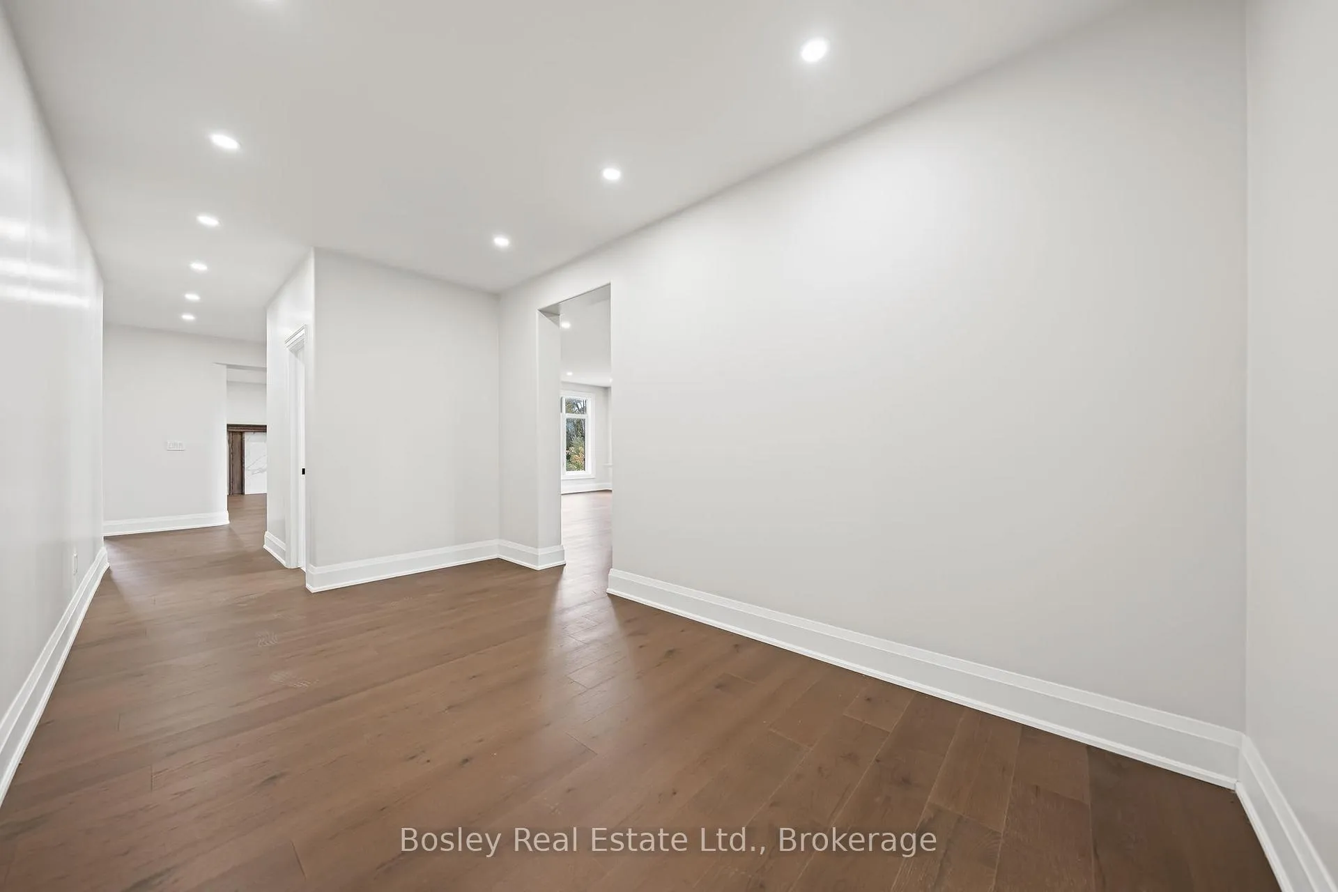 Photo 16 of 47 Whitcombe Way, Puslinch, Morriston — HOMEH