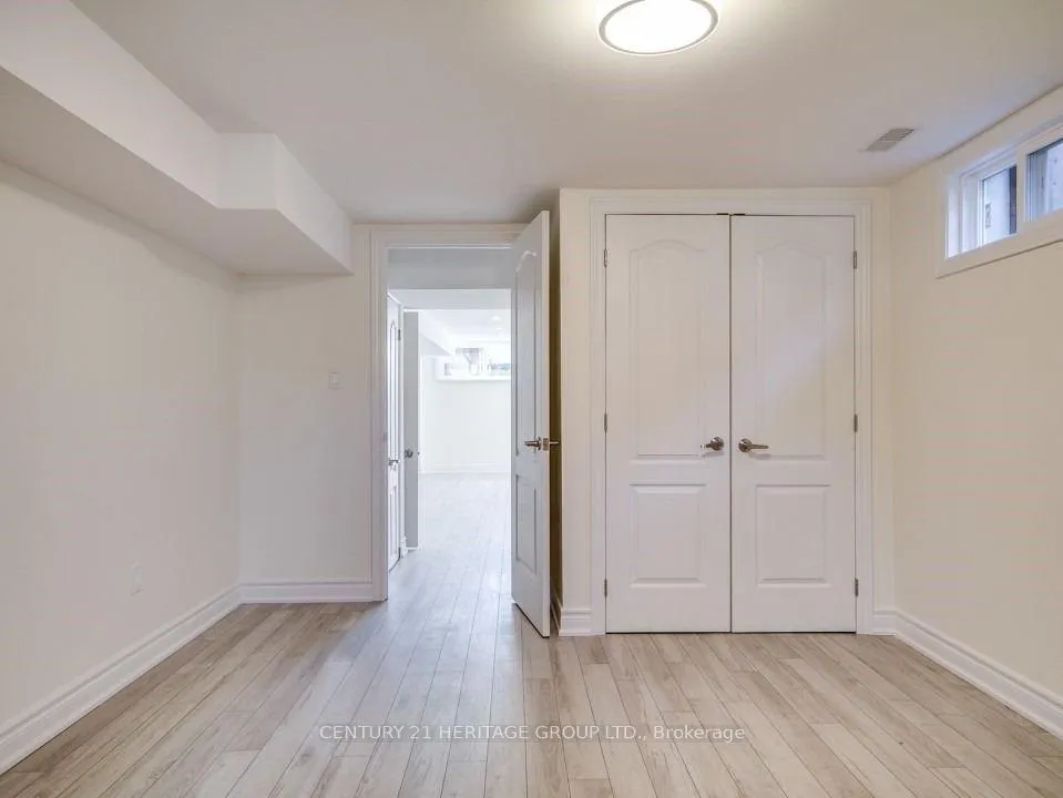Photo 8 of Unit B, 293 Labrador Drive, Oshawa, Donevan — HOMEH
