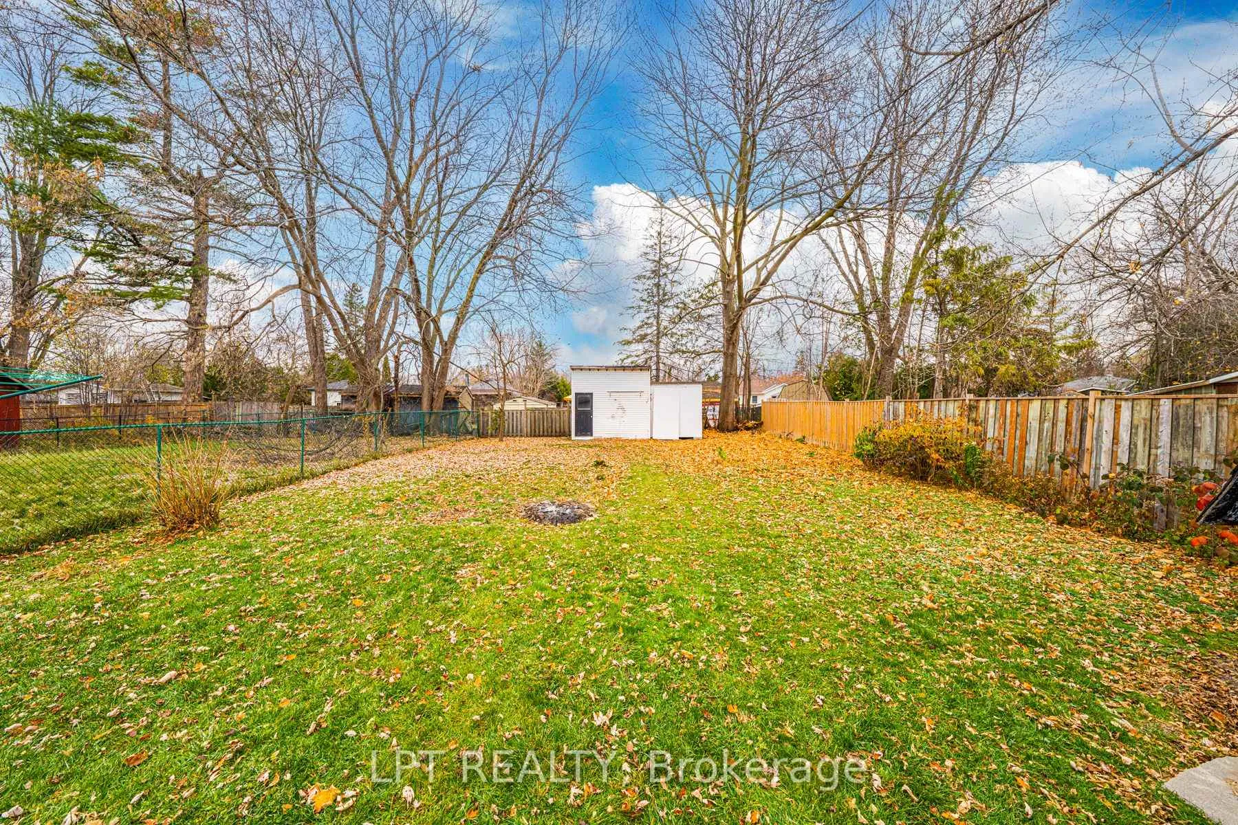 Photo 27 of 206 Bayview Avenue, Georgina, Keswick South — HOMEH