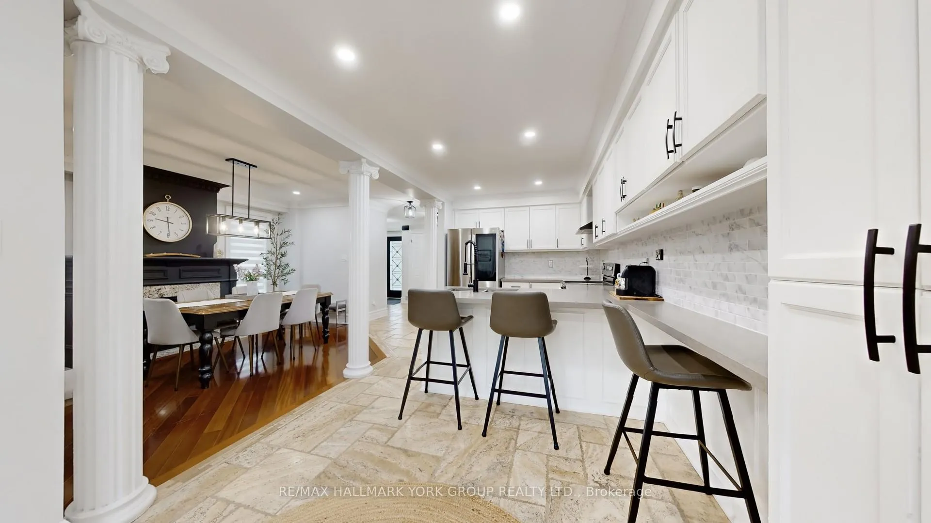 Photo 13 of 20 Domenica Way, Vaughan, Sonoma Heights — HOMEH