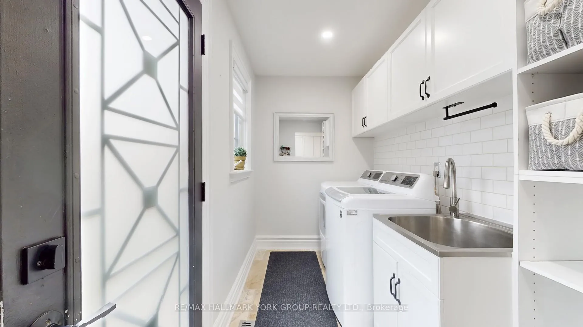 Photo 15 of 20 Domenica Way, Vaughan, Sonoma Heights — HOMEH