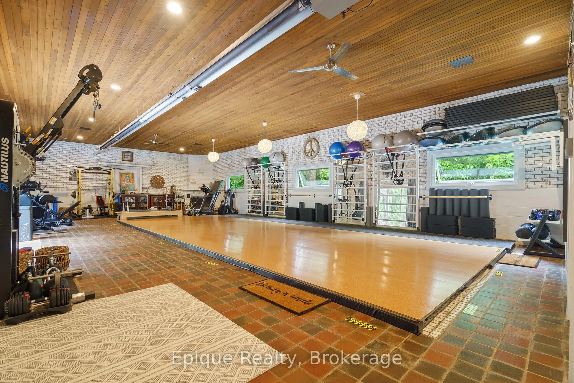 Photo 32 of 235 Concession 11 Road E, Hamilton, Freelton — HOMEH