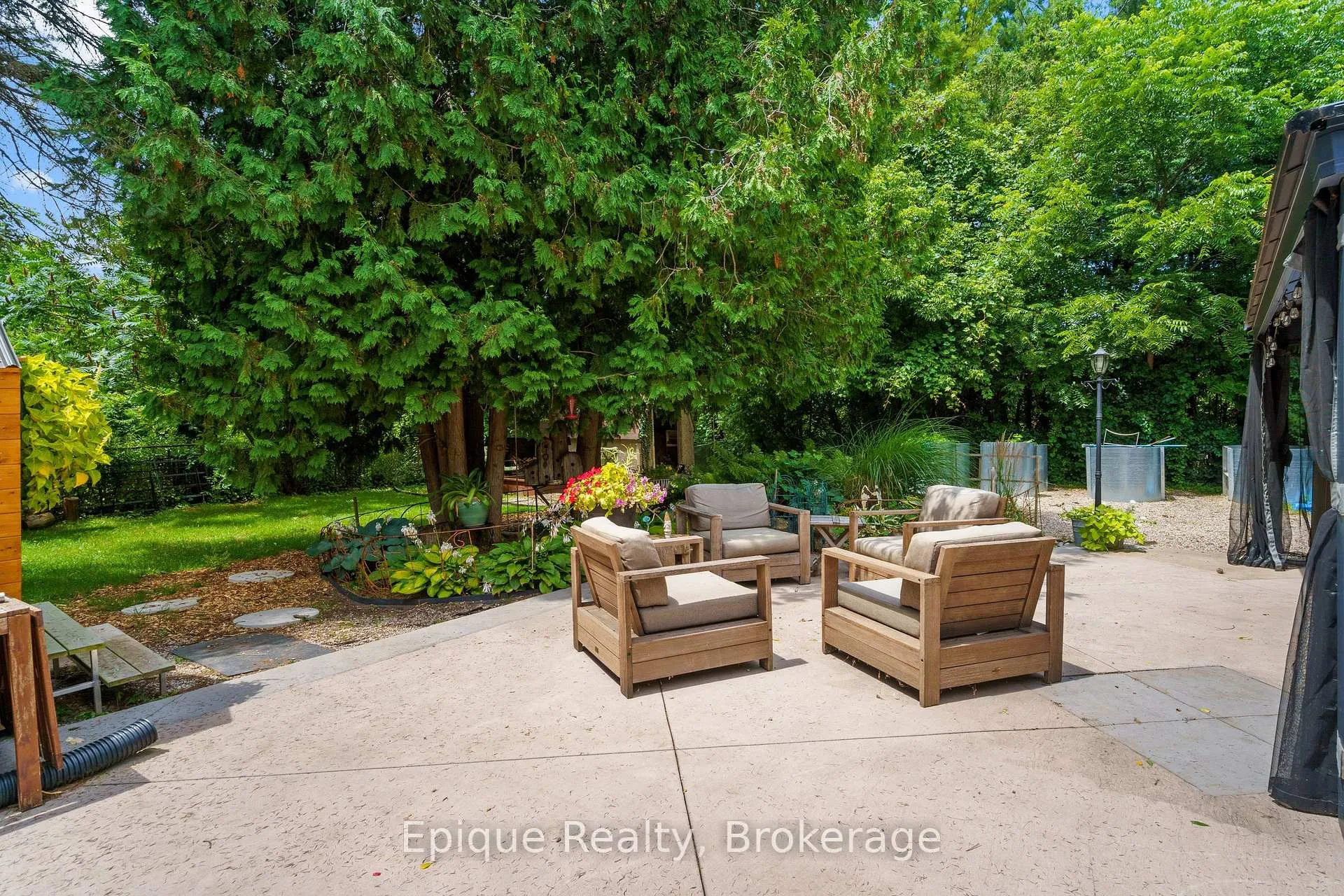 Photo 37 of 235 Concession 11 Road E, Hamilton, Freelton — HOMEH