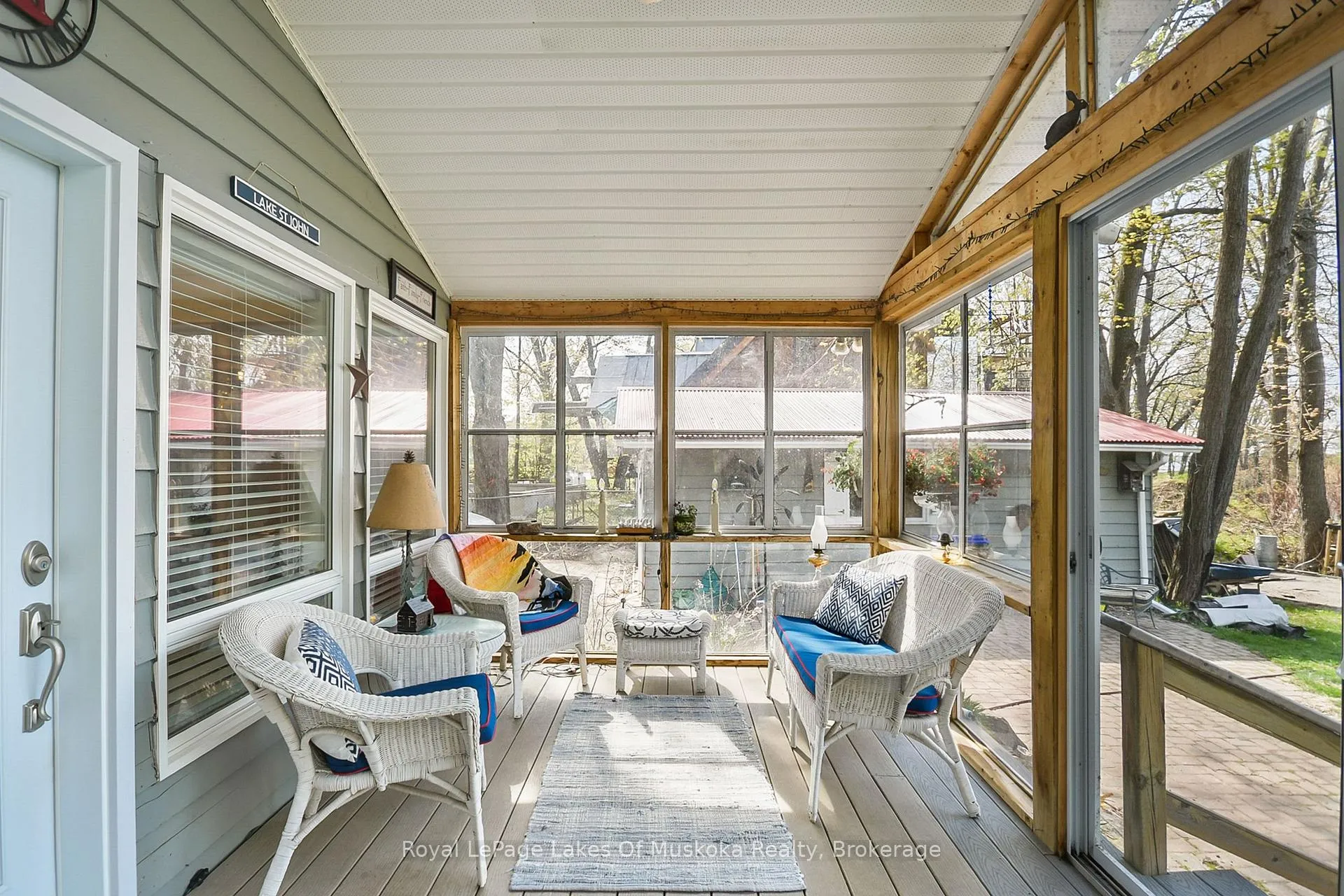 Photo 5 of 3445 Southwood Beach Boulevard, Ramara, Rural Ramara — HOMEH