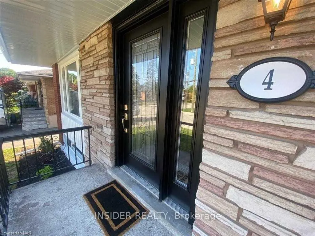Photo 2 of 4 Parklands Drive, Hamilton, Rosedale — HOMEH