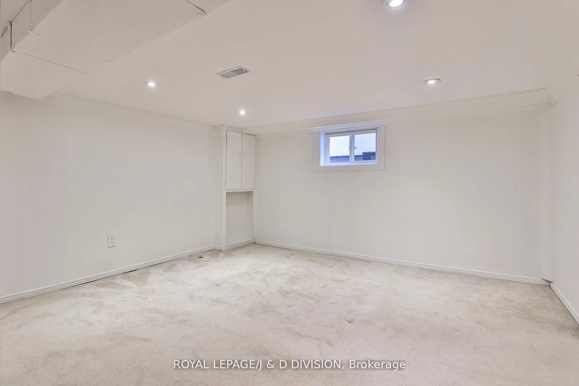 Photo 20 of 22 Holmesdale Road, Toronto, Caledonia-Fairbank — HOMEH
