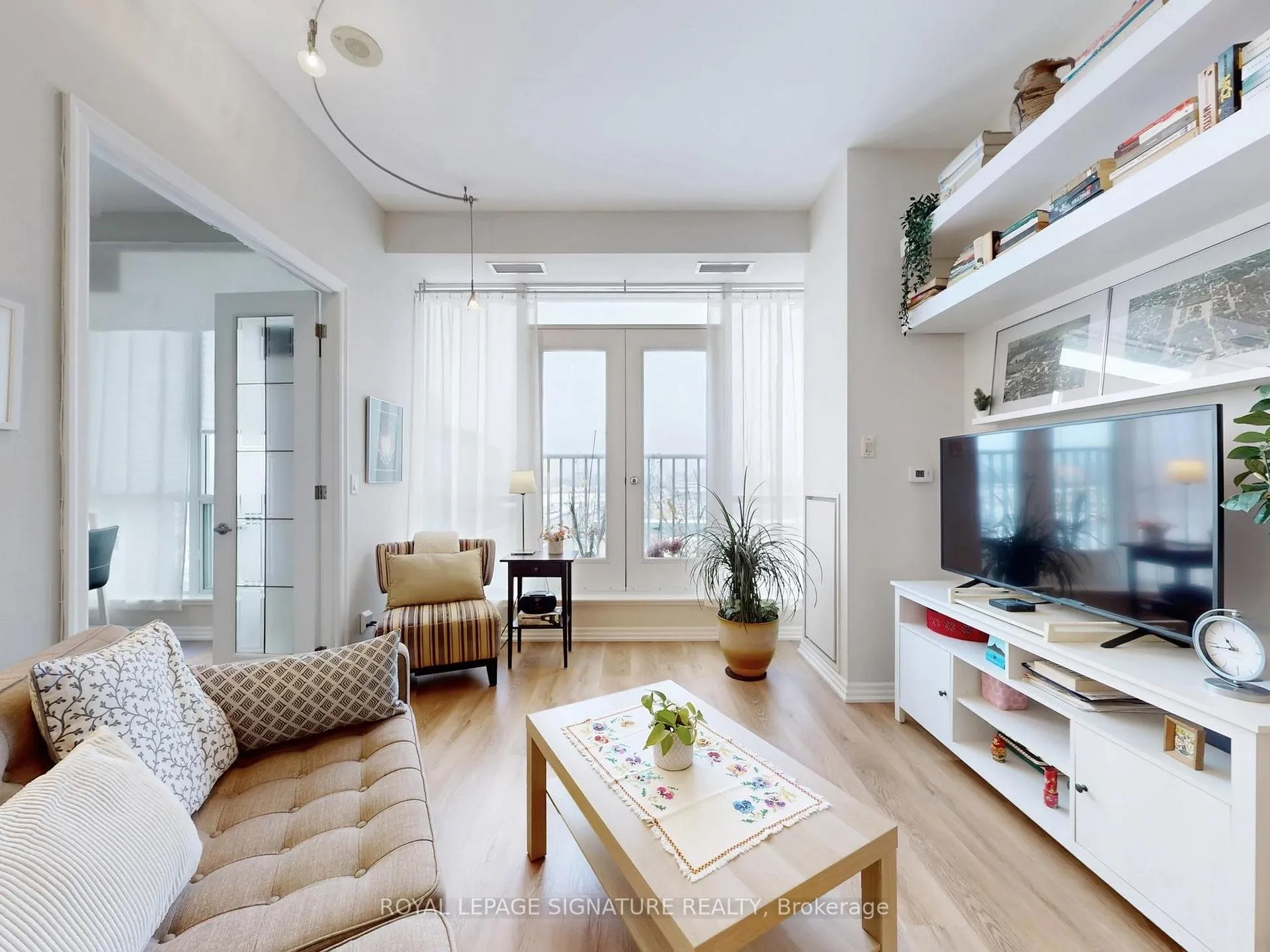 Photo 7 of Unit 706, 797 Don Mills Road, Toronto, Flemingdon Park — HOMEH