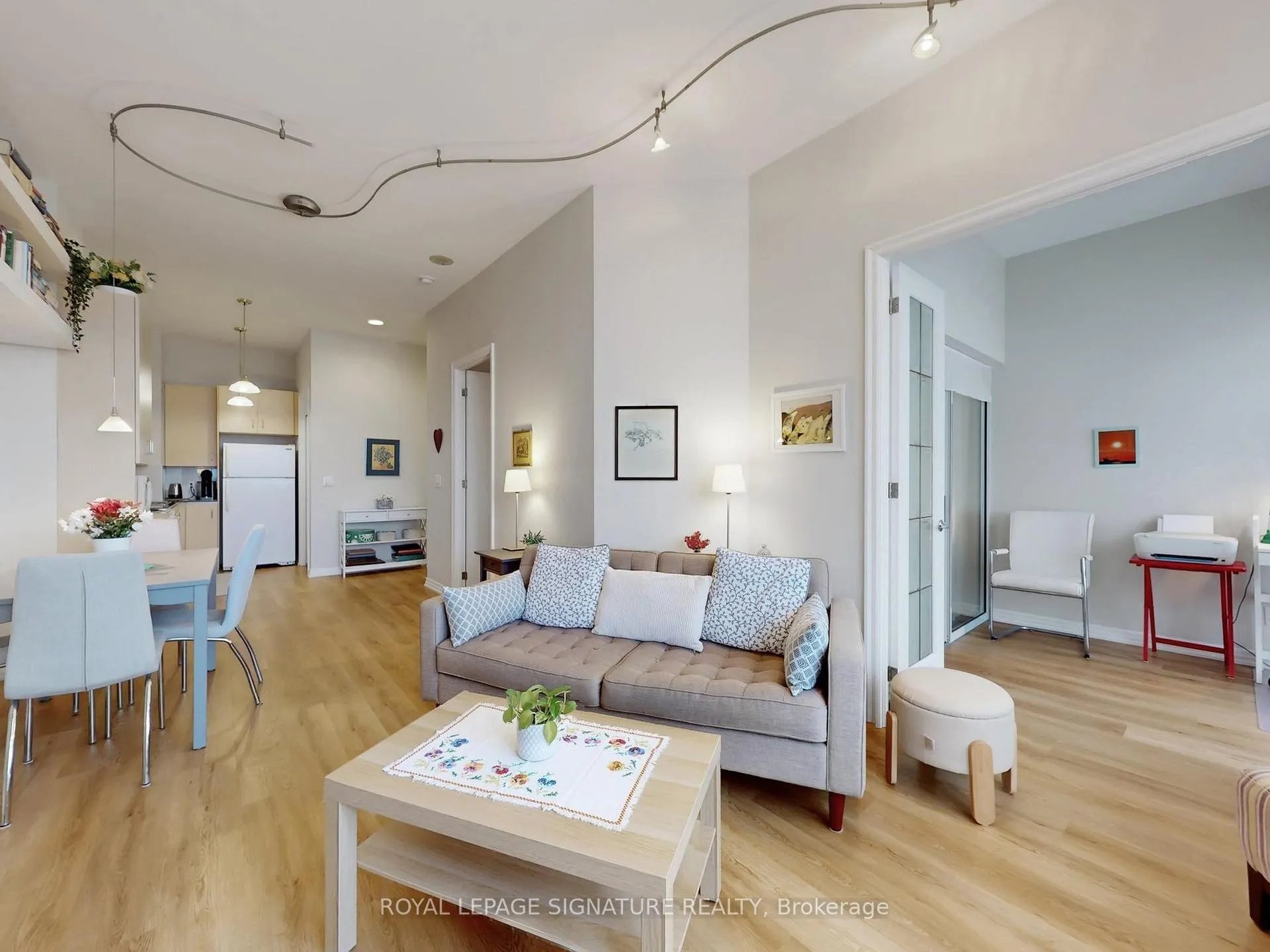 Photo 11 of Unit 706, 797 Don Mills Road, Toronto, Flemingdon Park — HOMEH