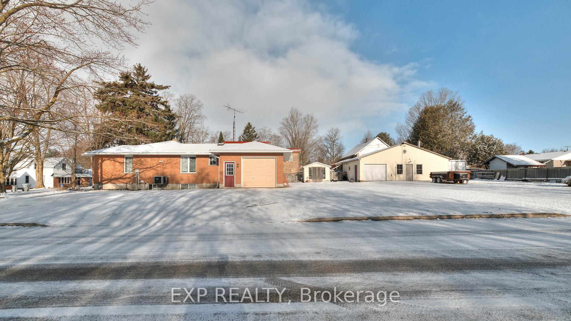 Photo 5 of 95 Dunedin Drive, Huron East, Brussels — HOMEH