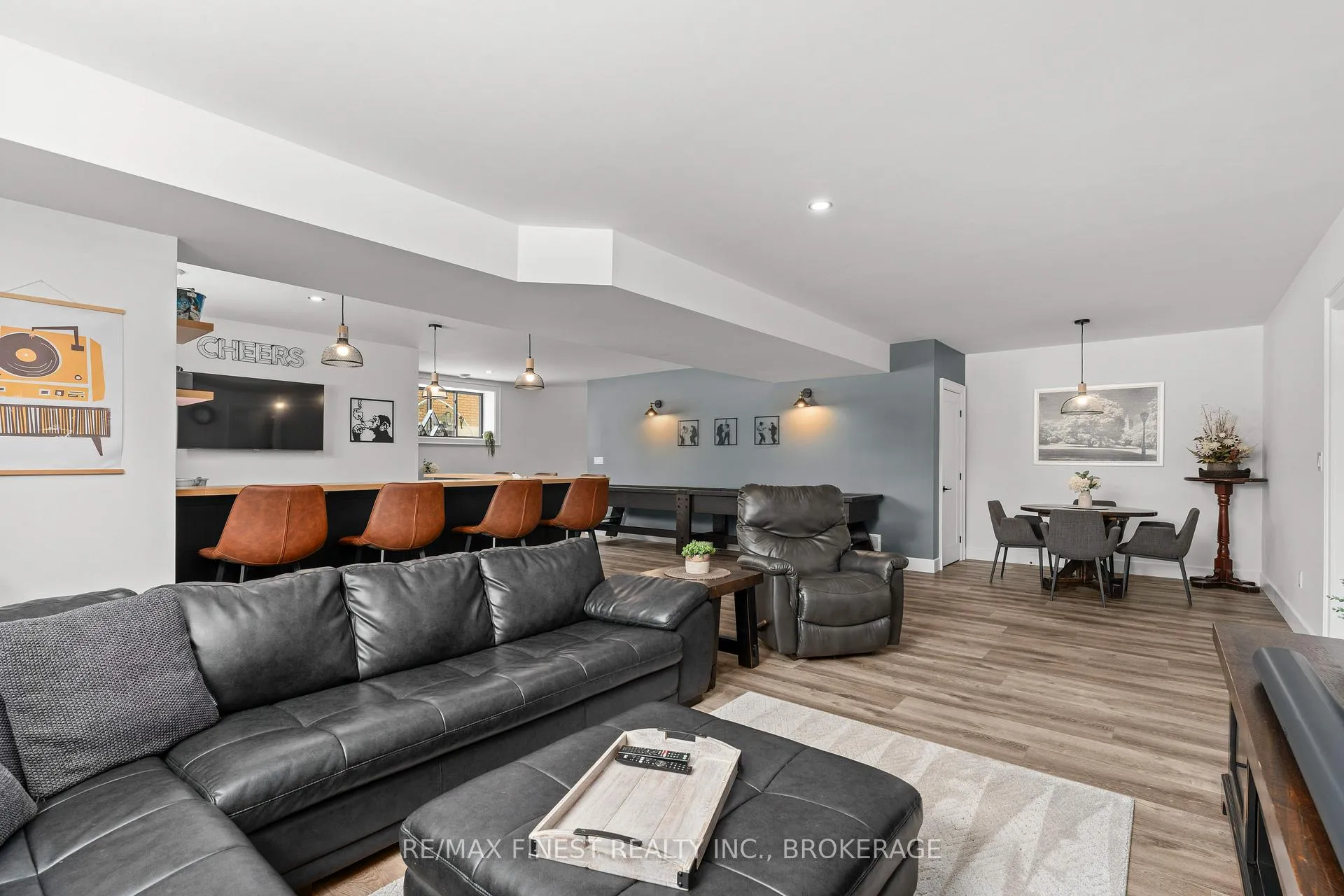 Photo 38 of 7 Crescent Drive, Kingston, City Southwest — HOMEH