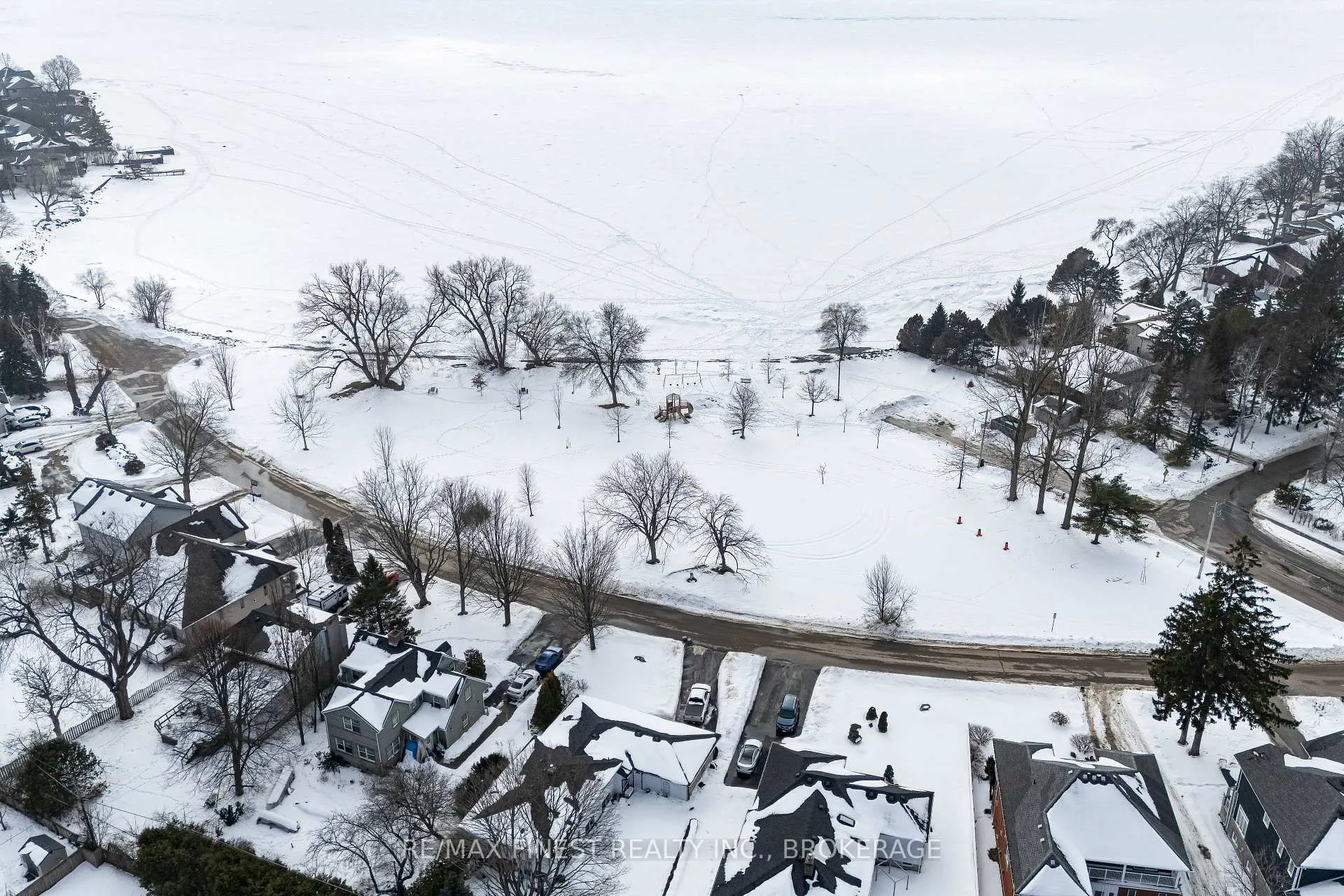 Photo 48 of 7 Crescent Drive, Kingston, City Southwest — HOMEH