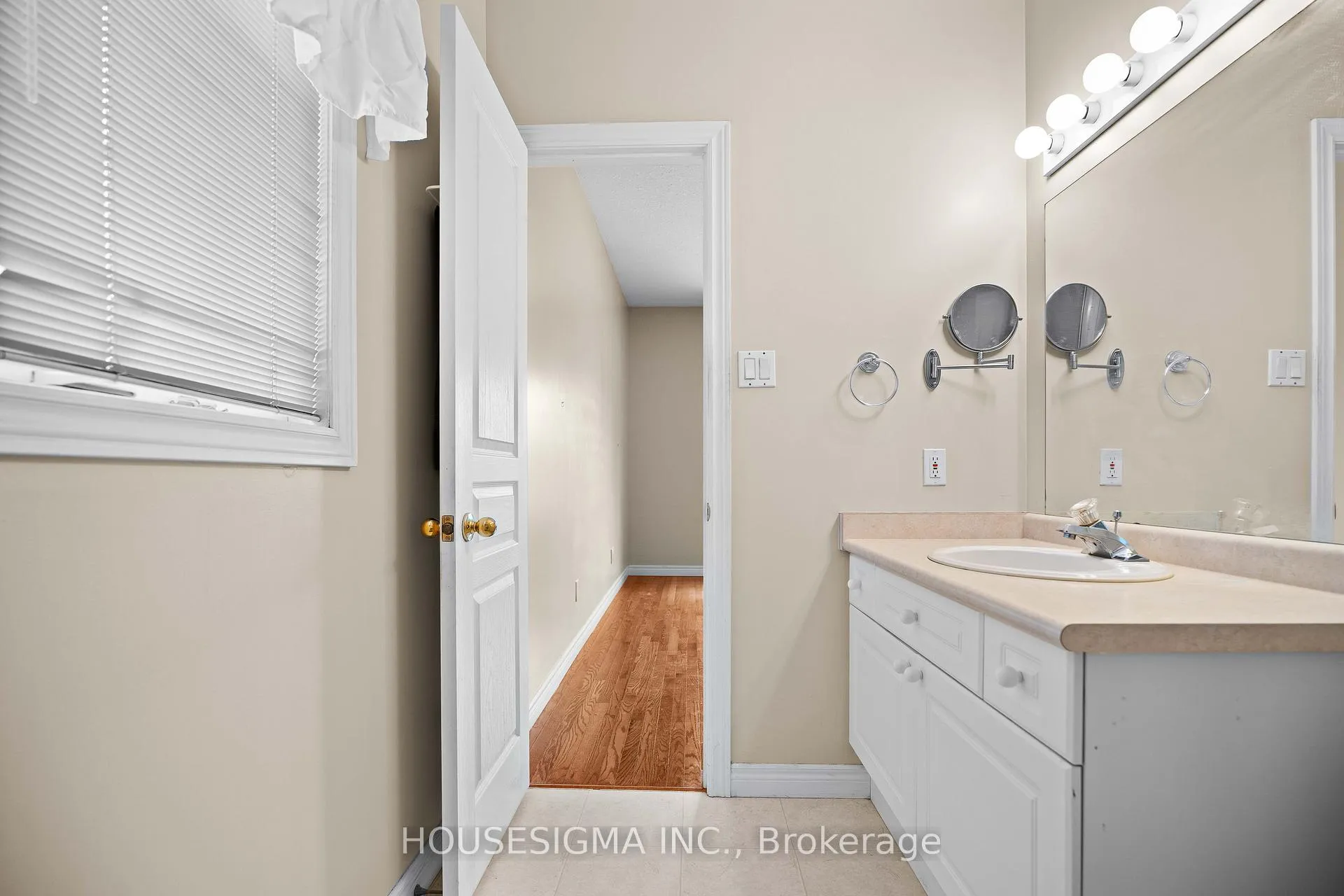 Photo 20 of 92 Carleton Court, Thames Centre, Dorchester — HOMEH